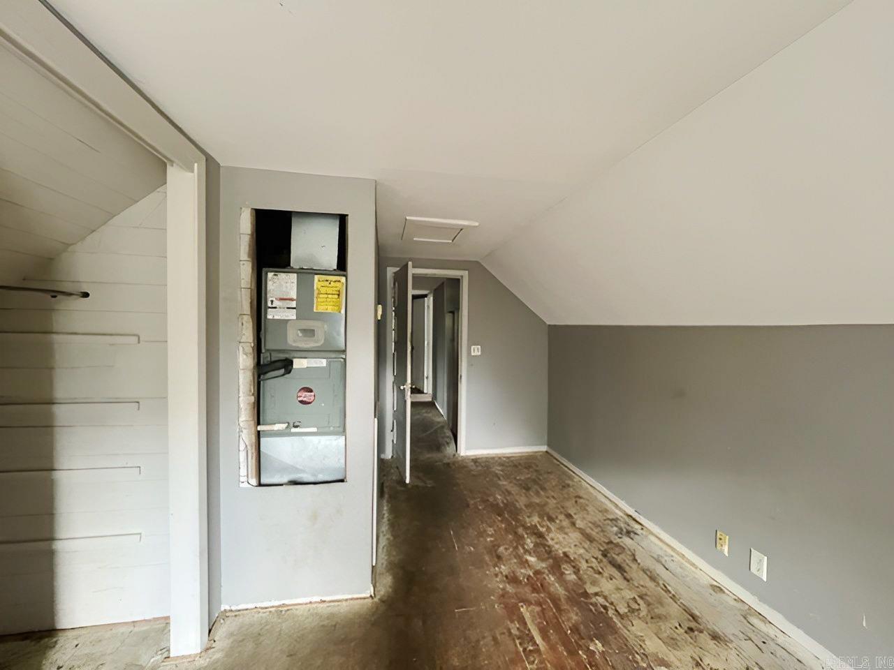 811 Dalton Street Property Photo 13