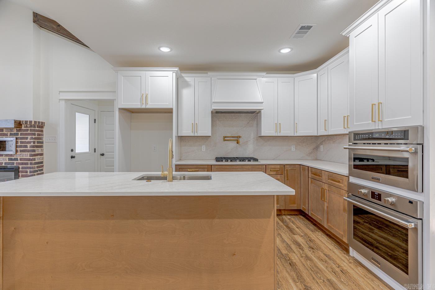612 Cayson Street Property Photo 14