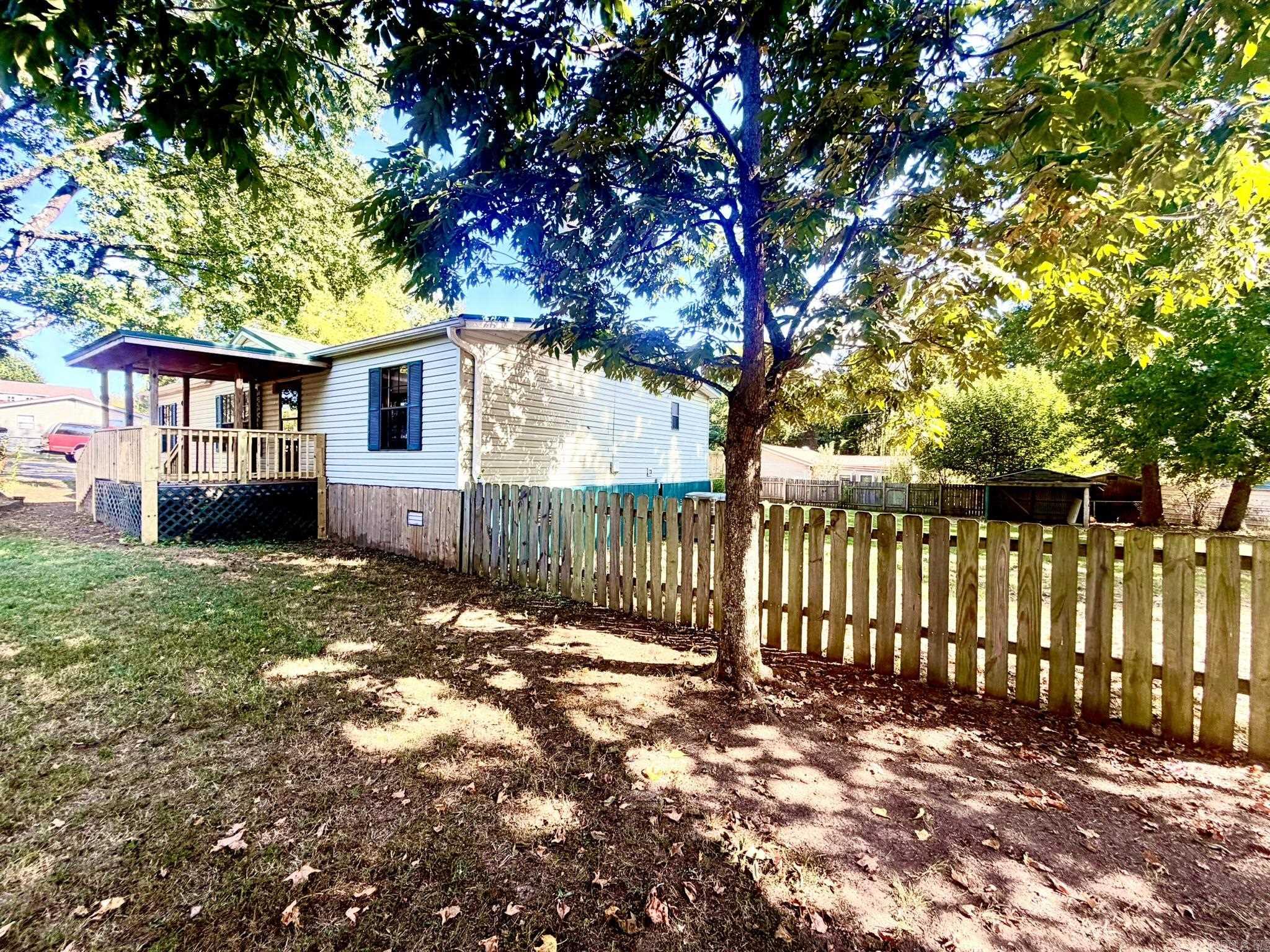121 Joyner Street Property Photo 4