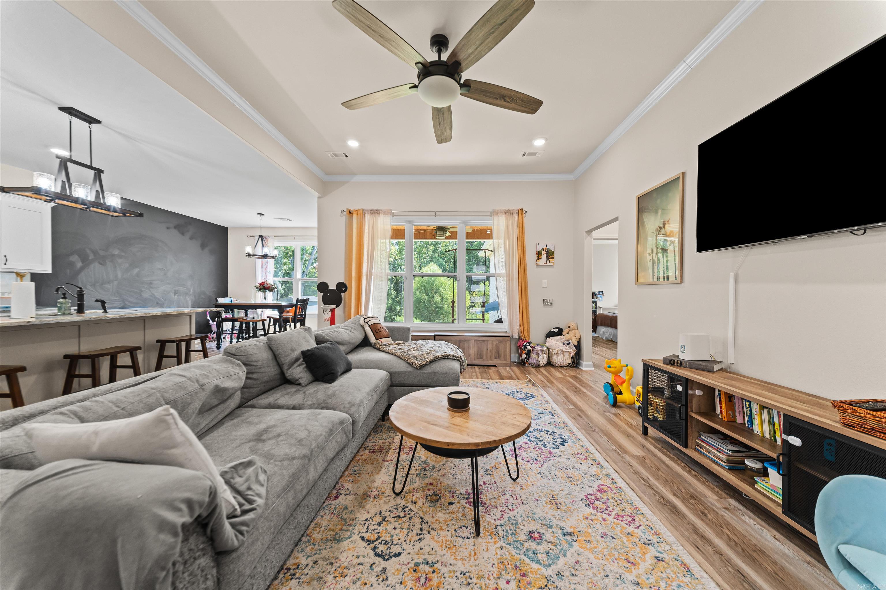 3009 Sue Street Property Photo 4