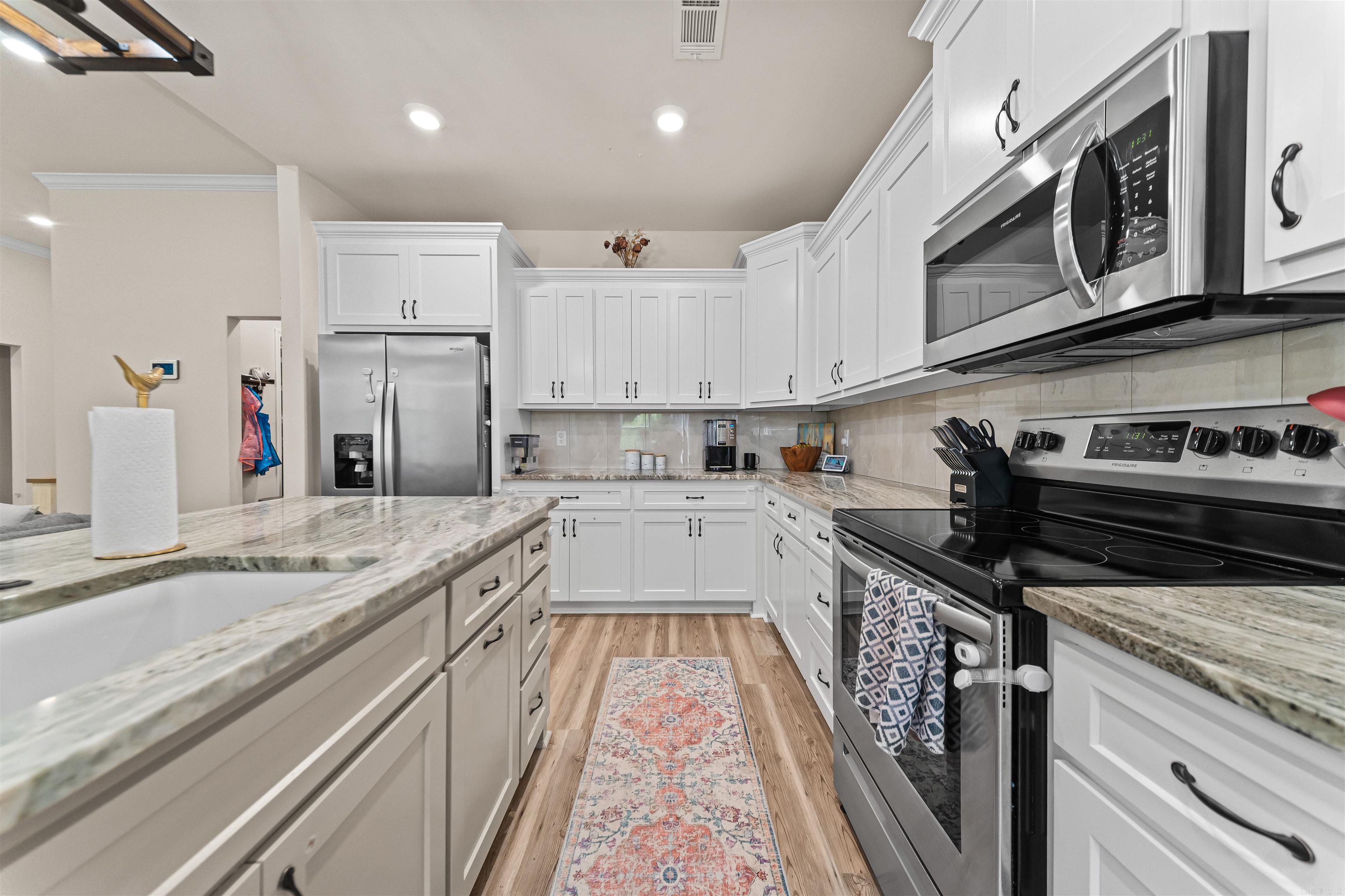 3009 Sue Street Property Photo 10