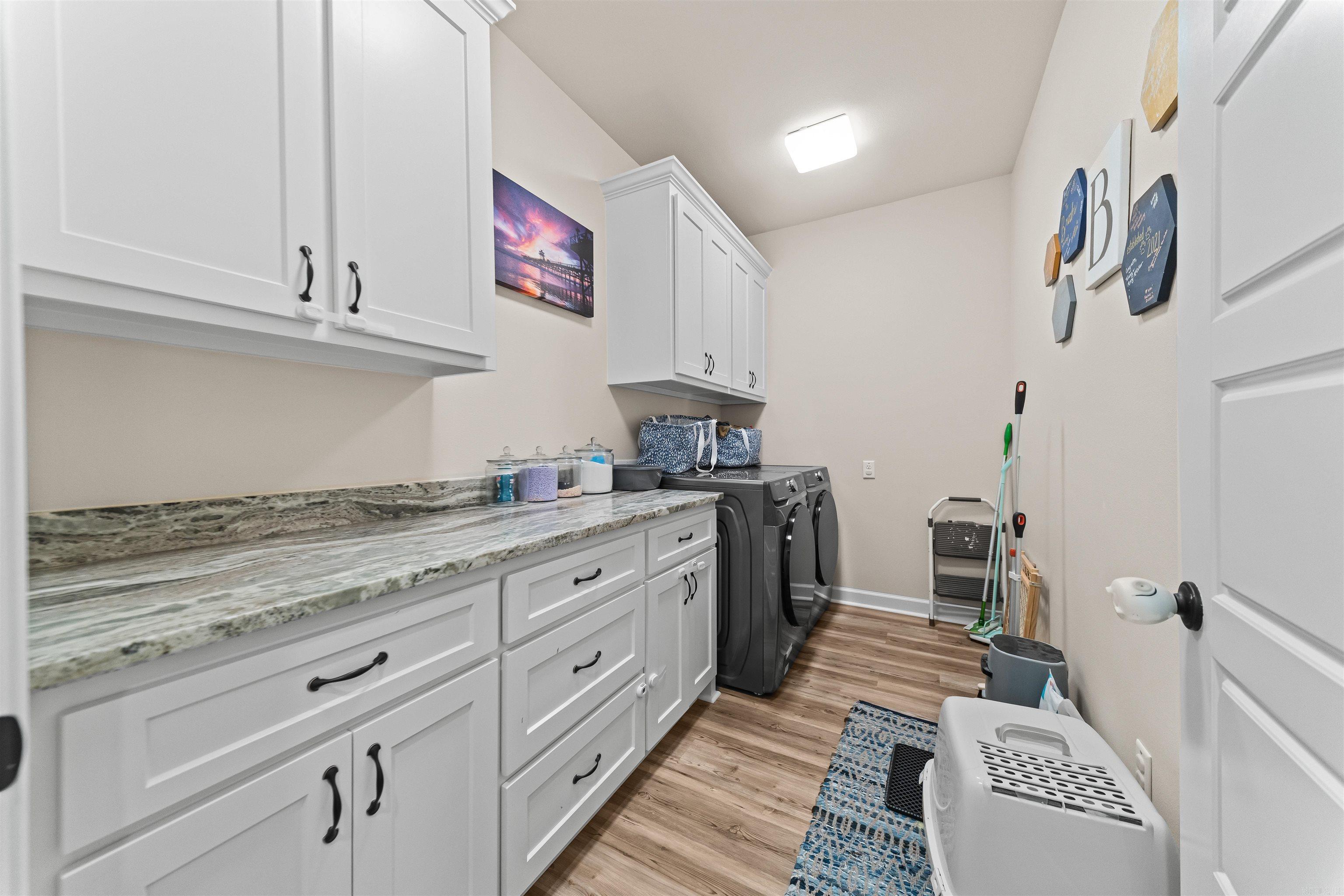 3009 Sue Street Property Photo 23