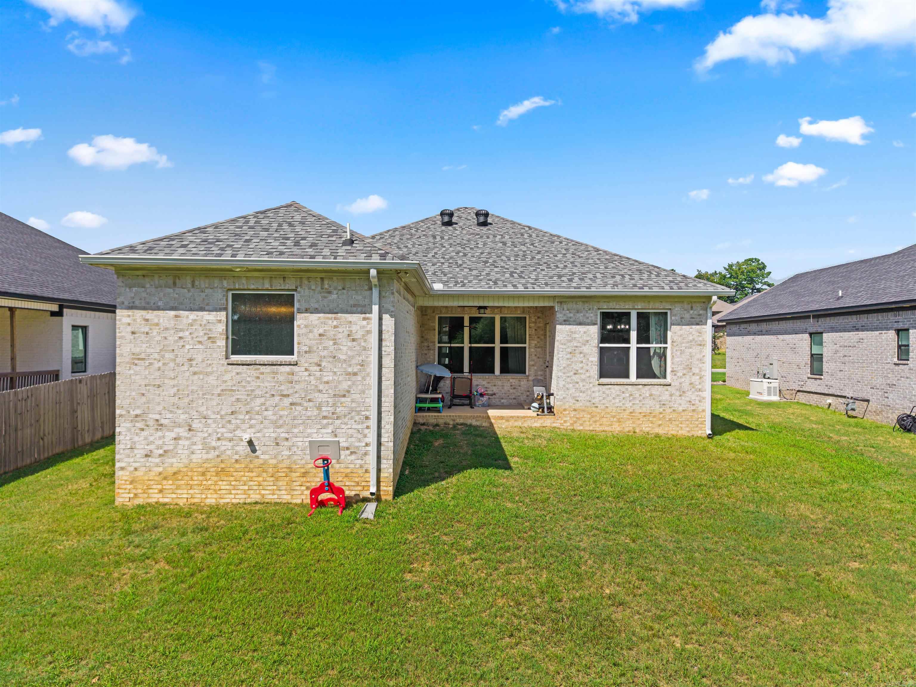 3009 Sue Street Property Photo 28