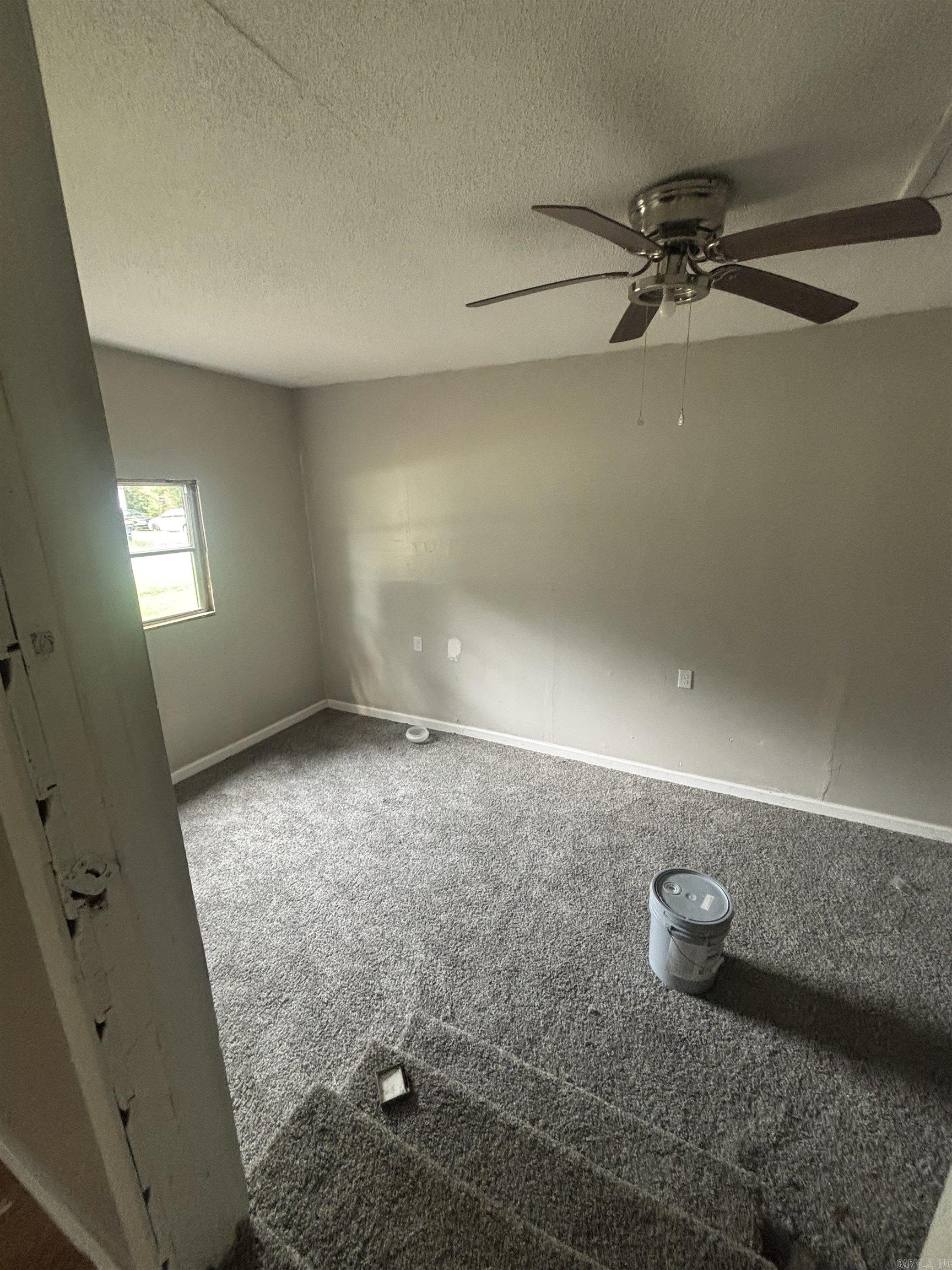 1901 W 29 Property Photo 3