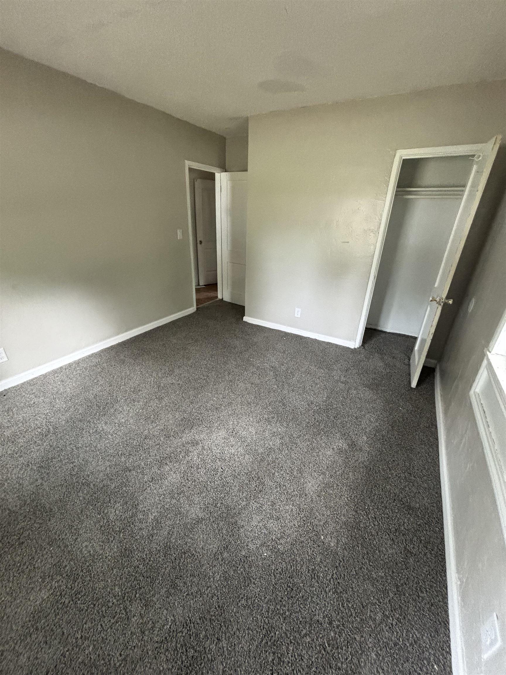 1901 W 29 Property Photo 9