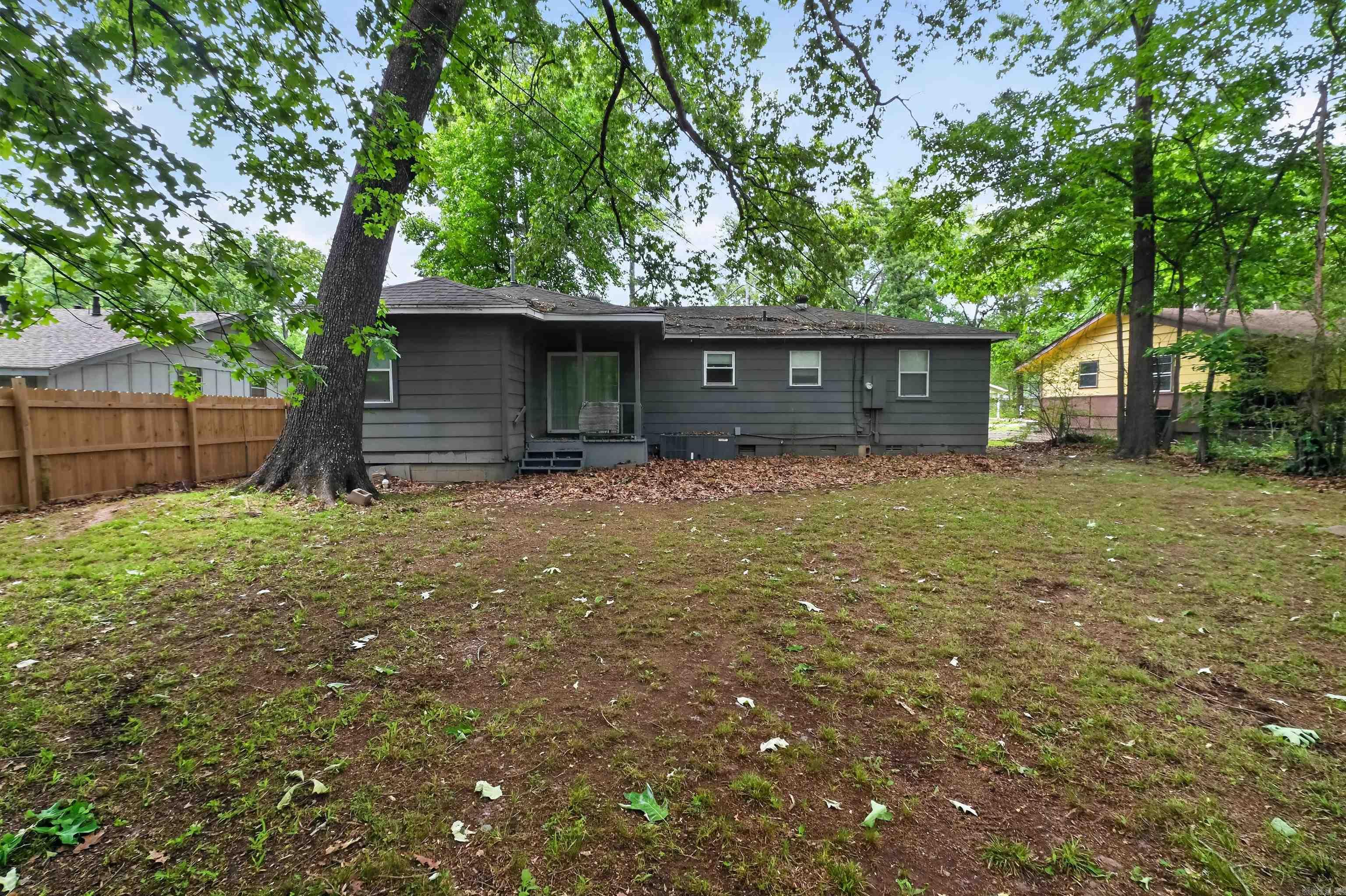 7719 Bradley Drive Property Photo 5