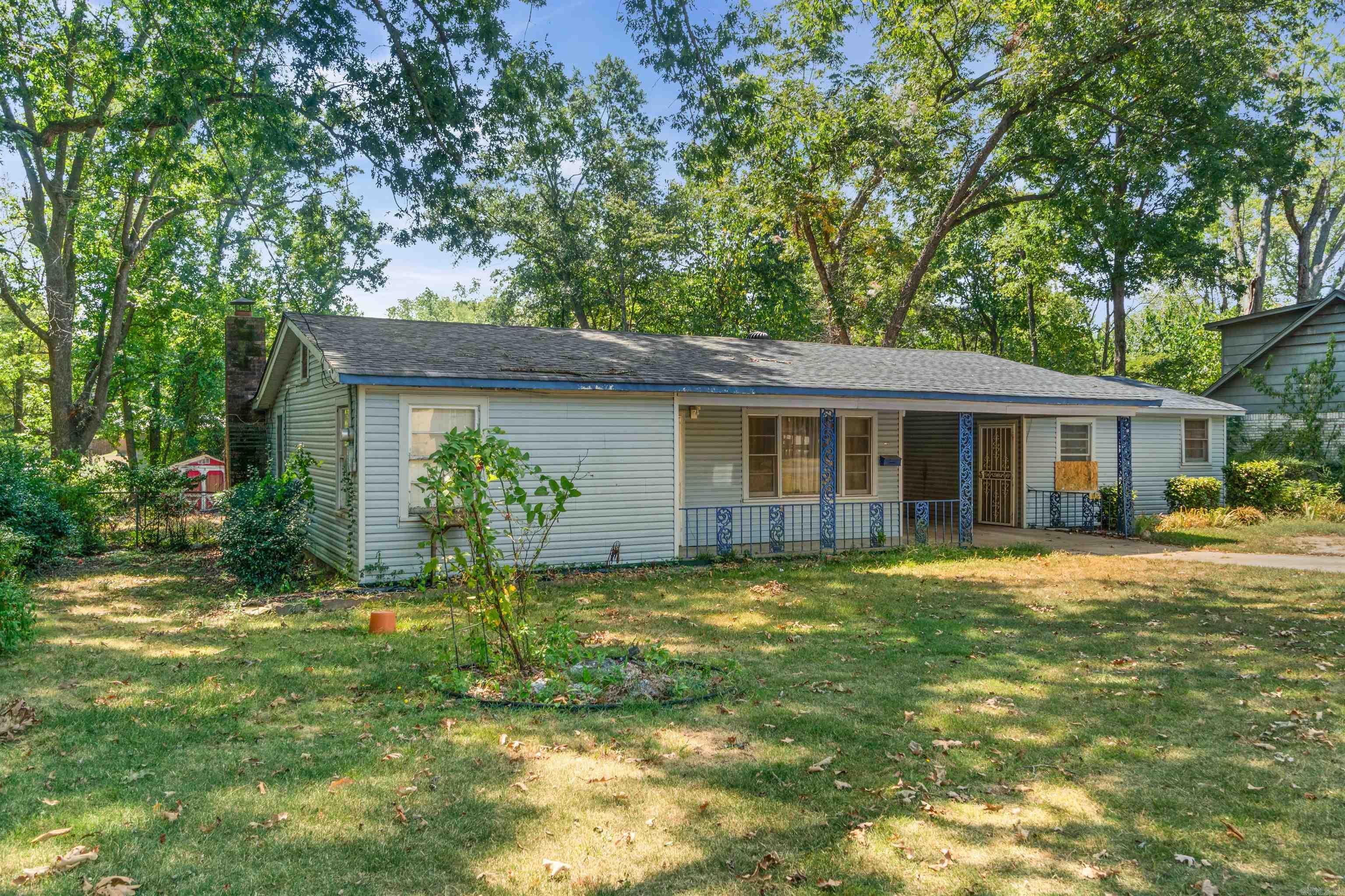 5011 W 55th Street Property Photo 3