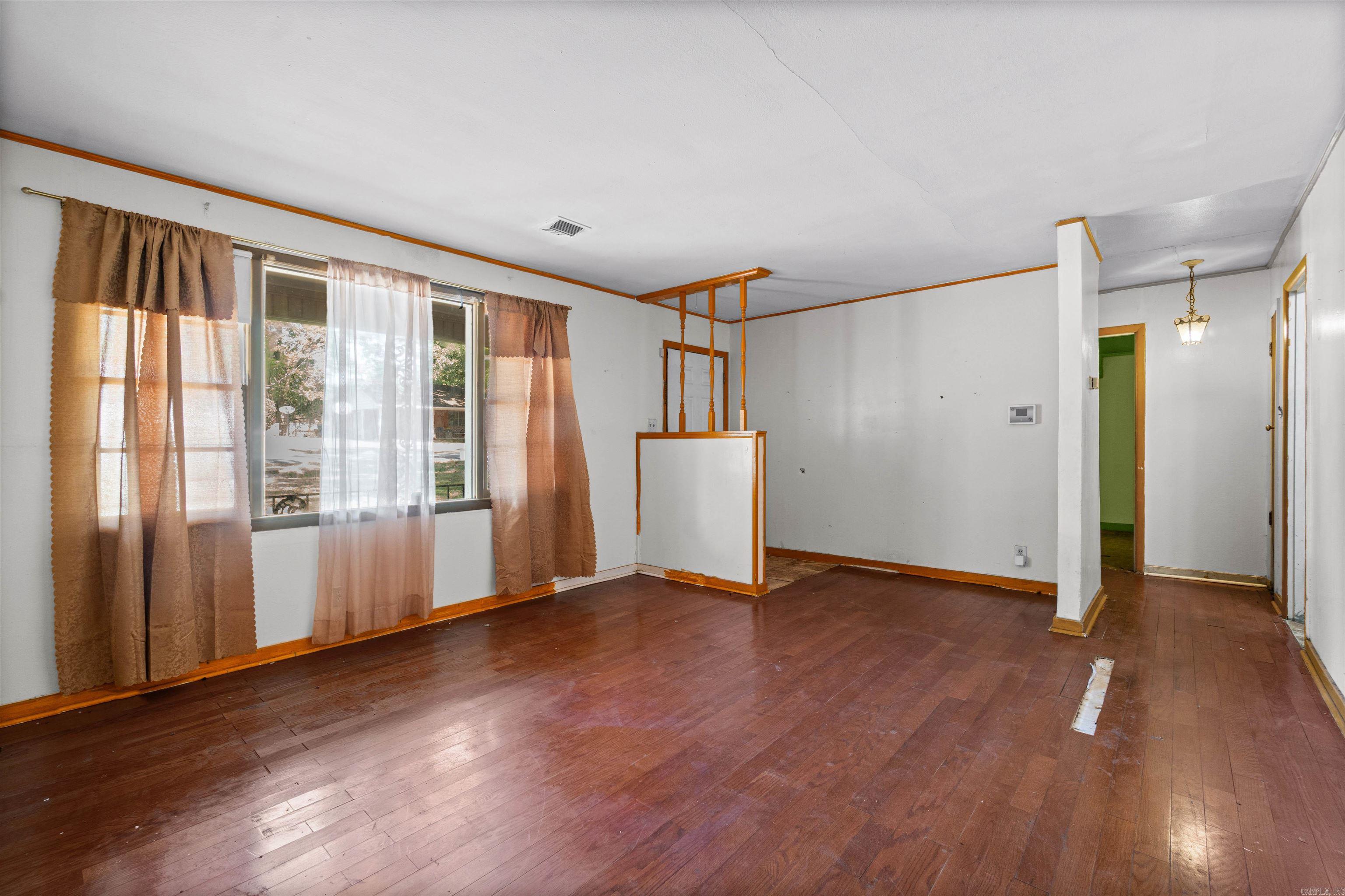 5011 W 55th Street Property Photo 5