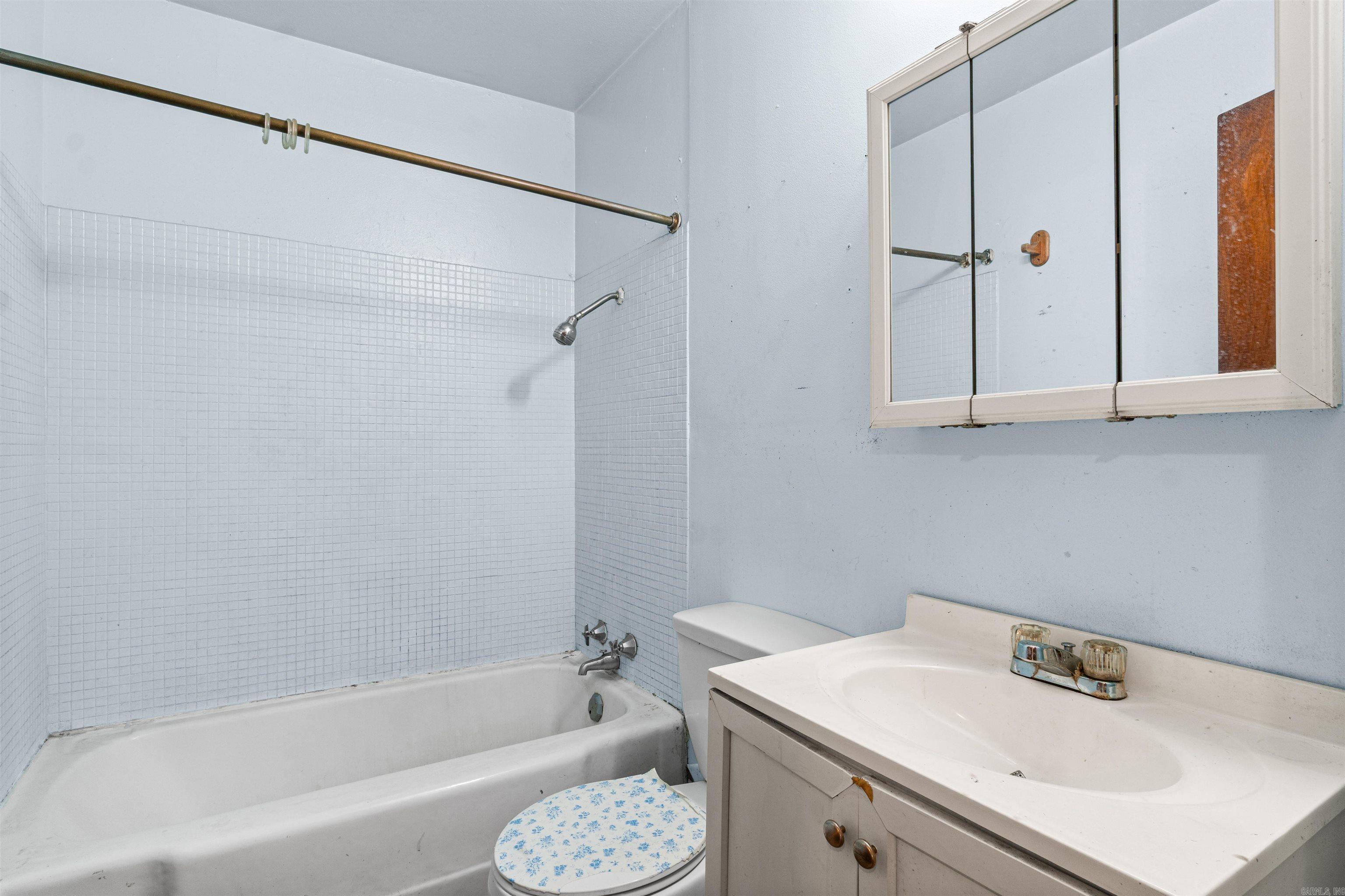 5011 W 55th Street Property Photo 17