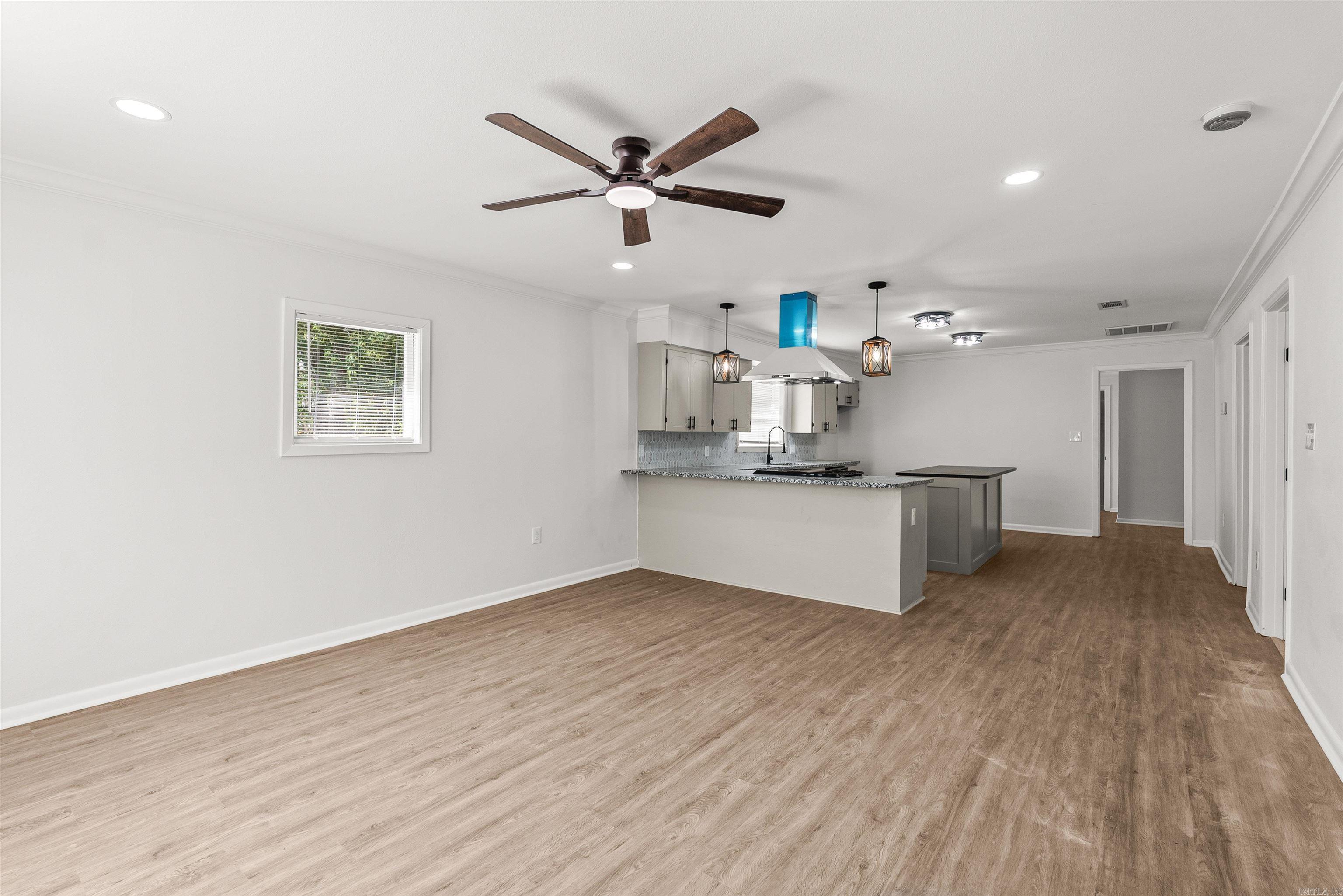 3124 Boyd Street Property Photo 5