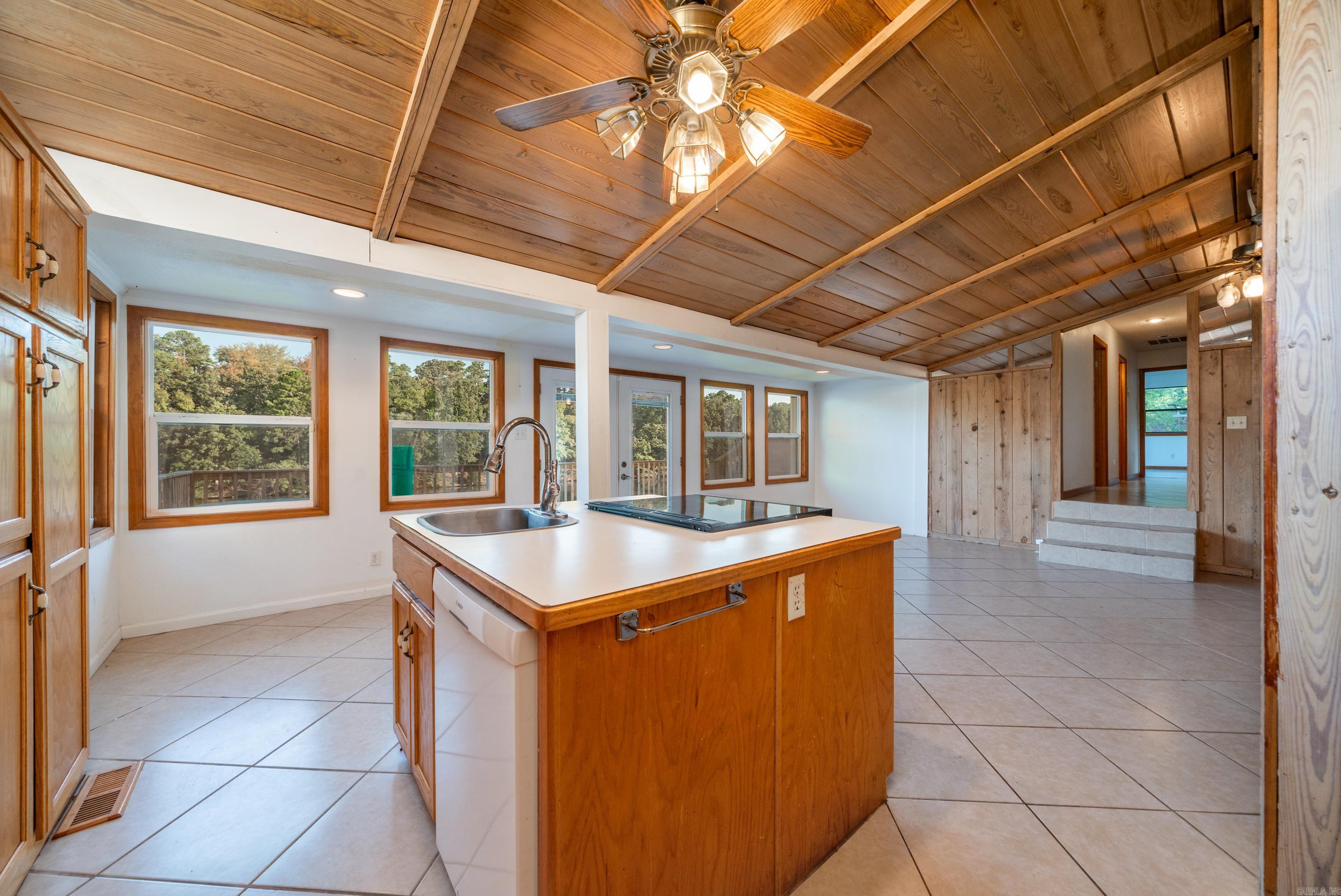 1208 Twin Points Road Property Photo 11
