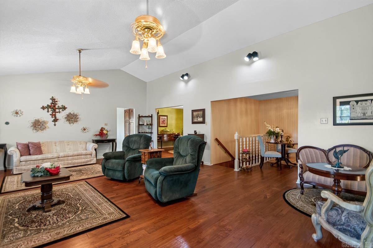 808 Chris Circle Property Photo 10