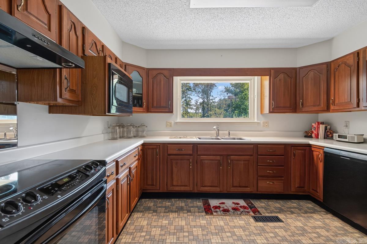 808 Chris Circle Property Photo 16