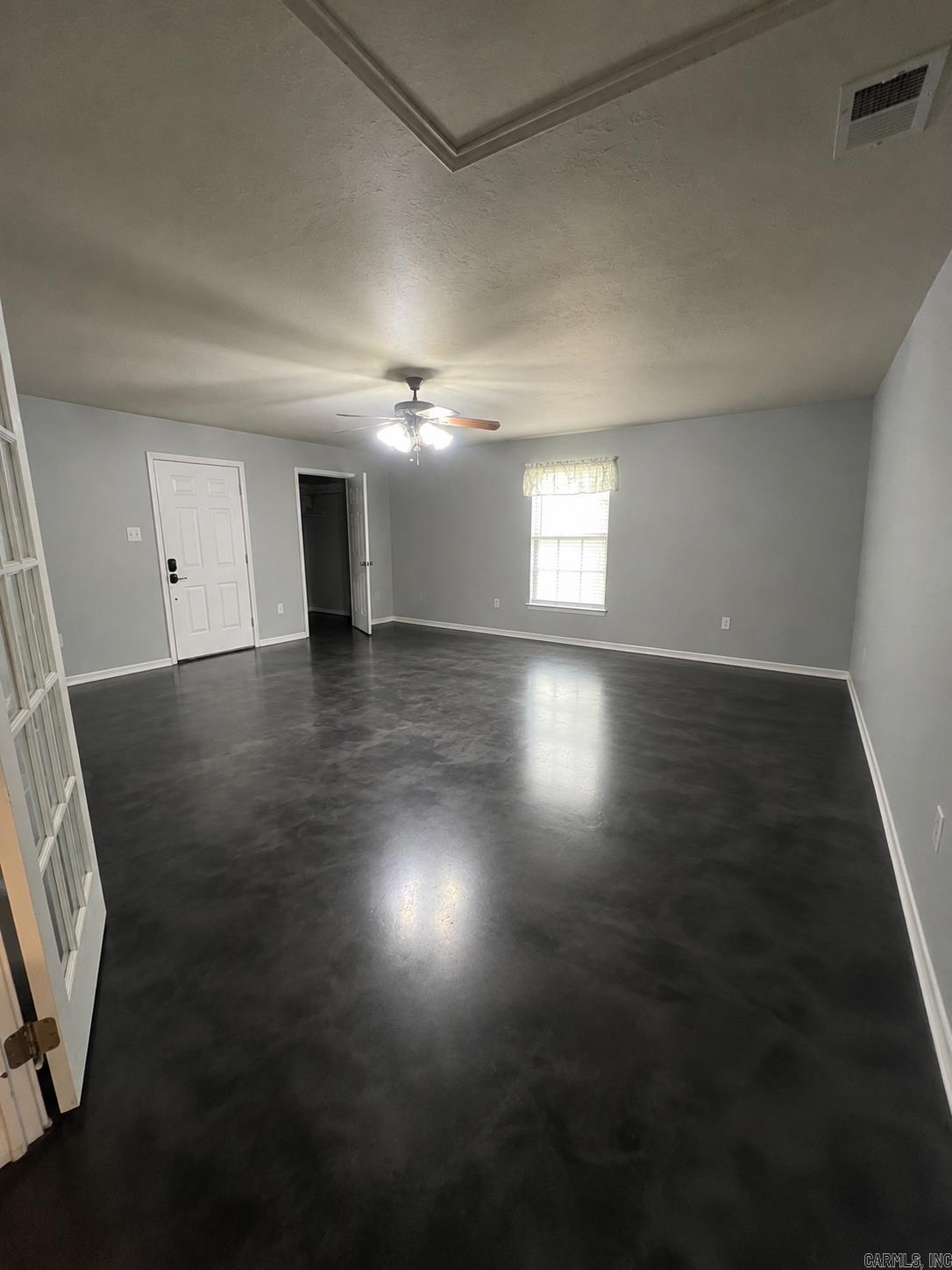 116 Oakland Hills Terrace Property Photo 8