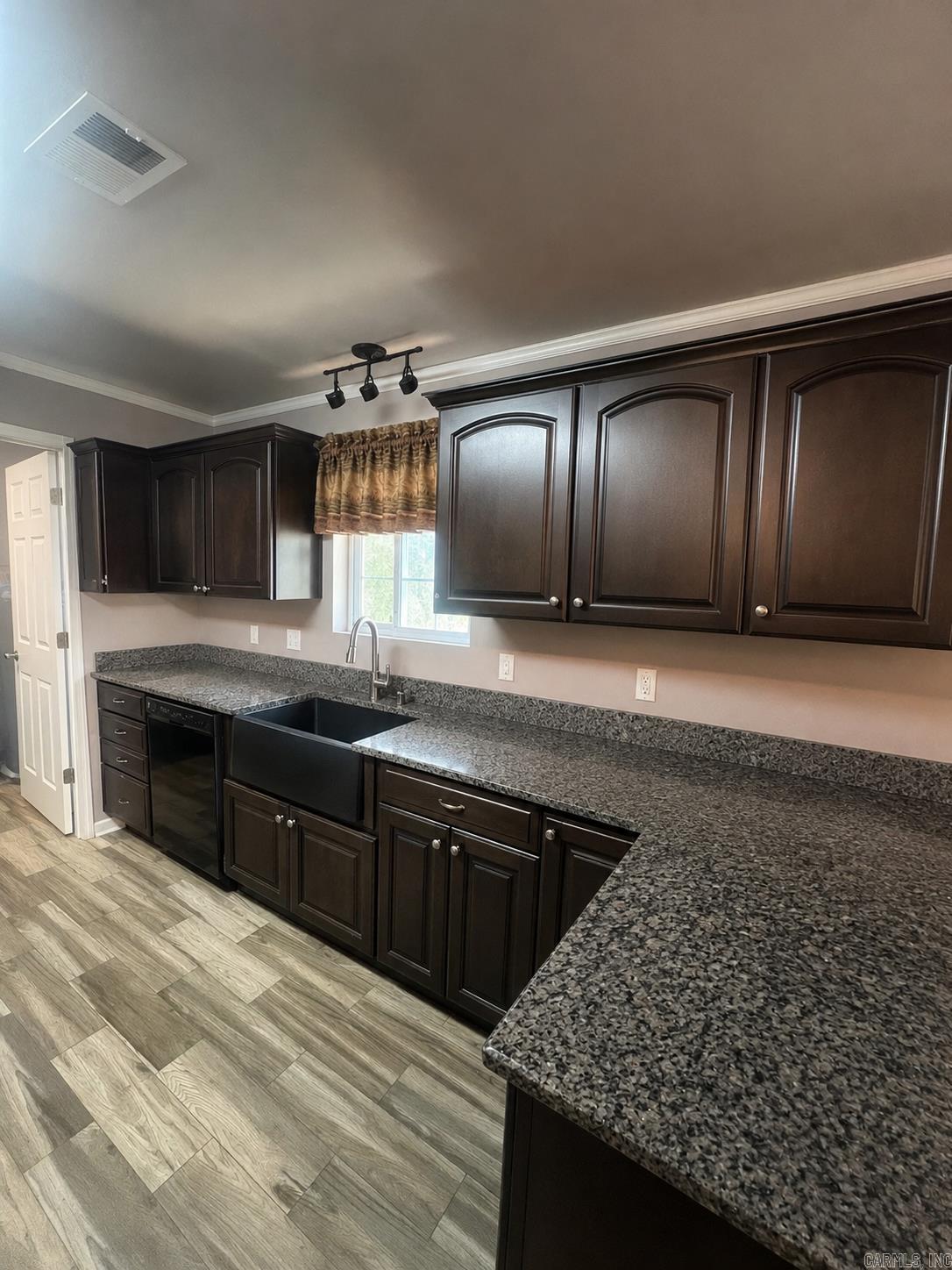 116 Oakland Hills Terrace Property Photo 11