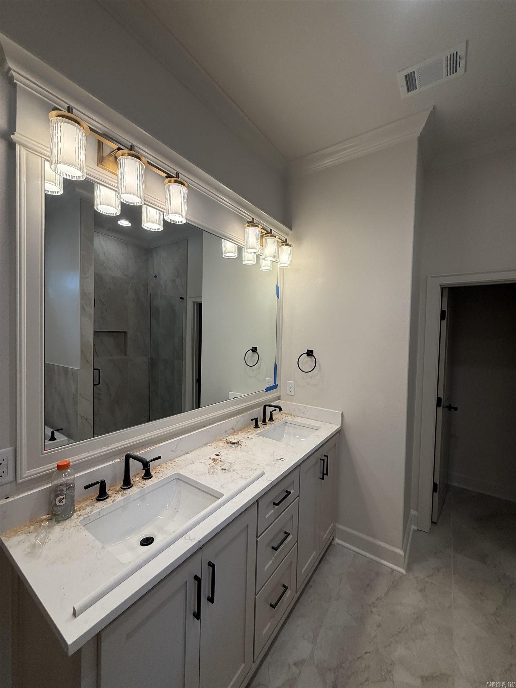31 Epernay Circle Property Photo 4