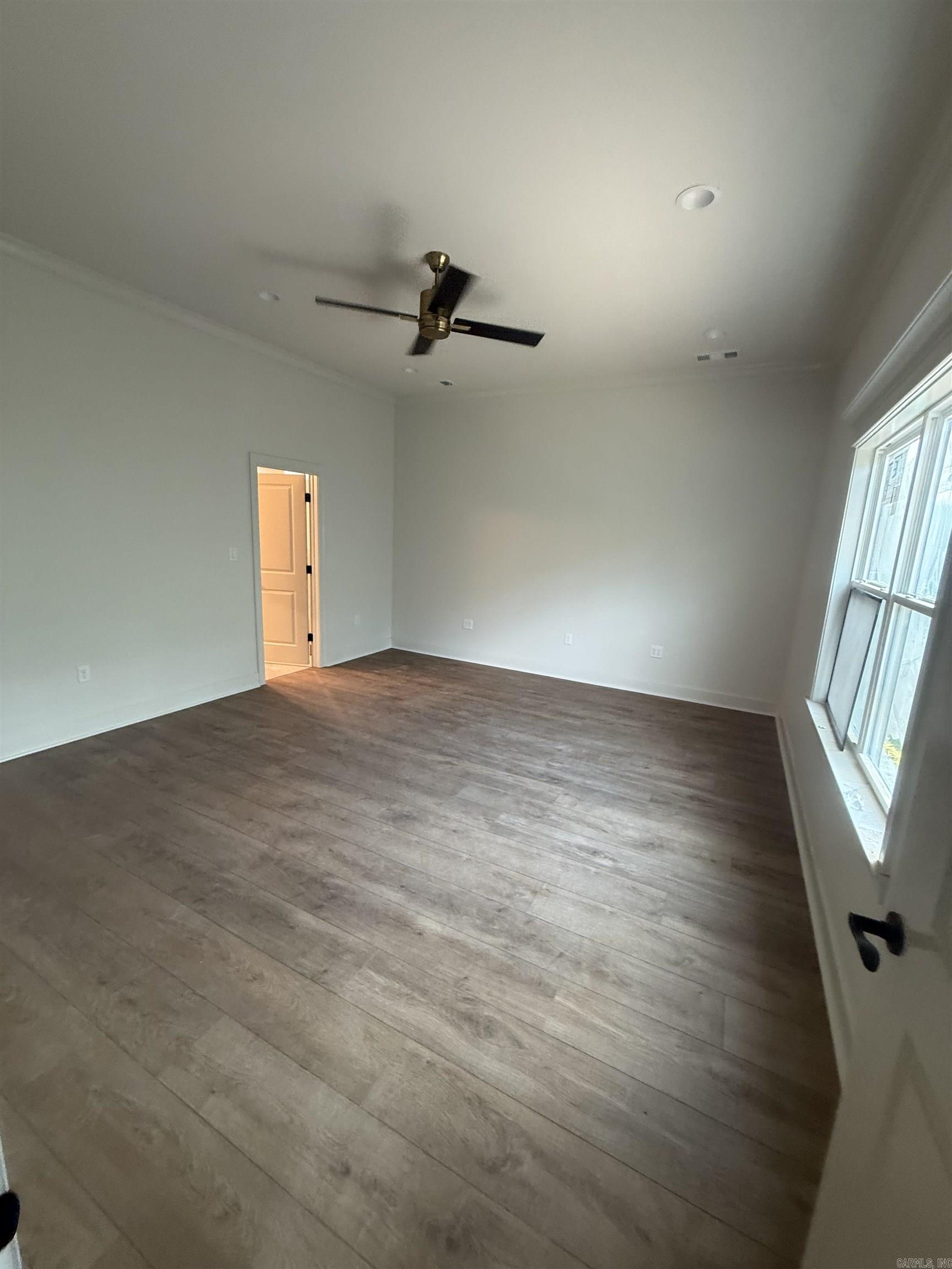 31 Epernay Circle Property Photo 12