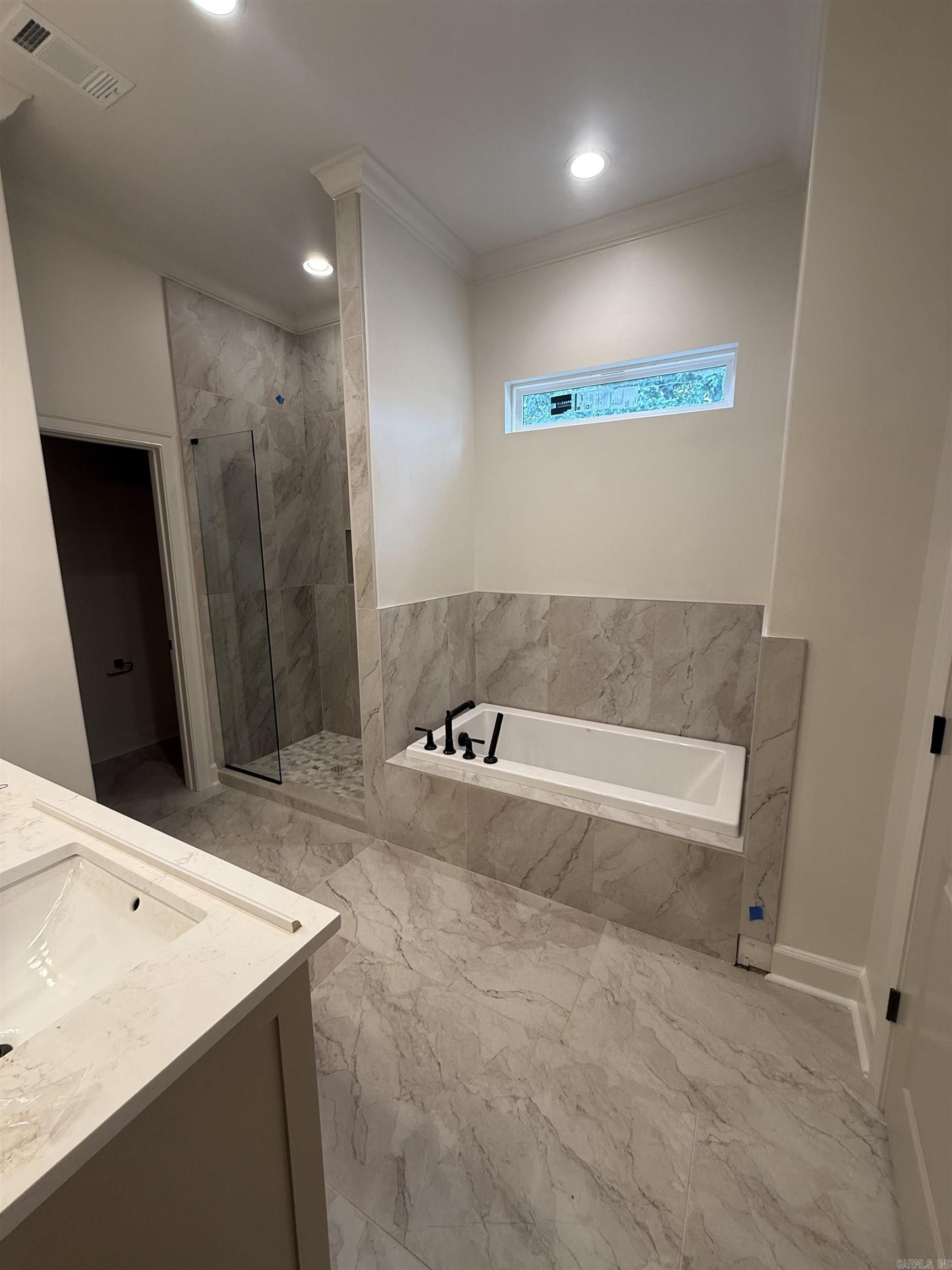 31 Epernay Circle Property Photo 13