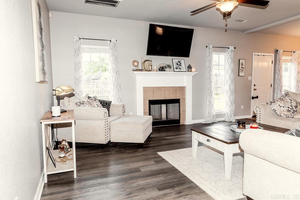 125 Eagle Gate Place Property Photo 17