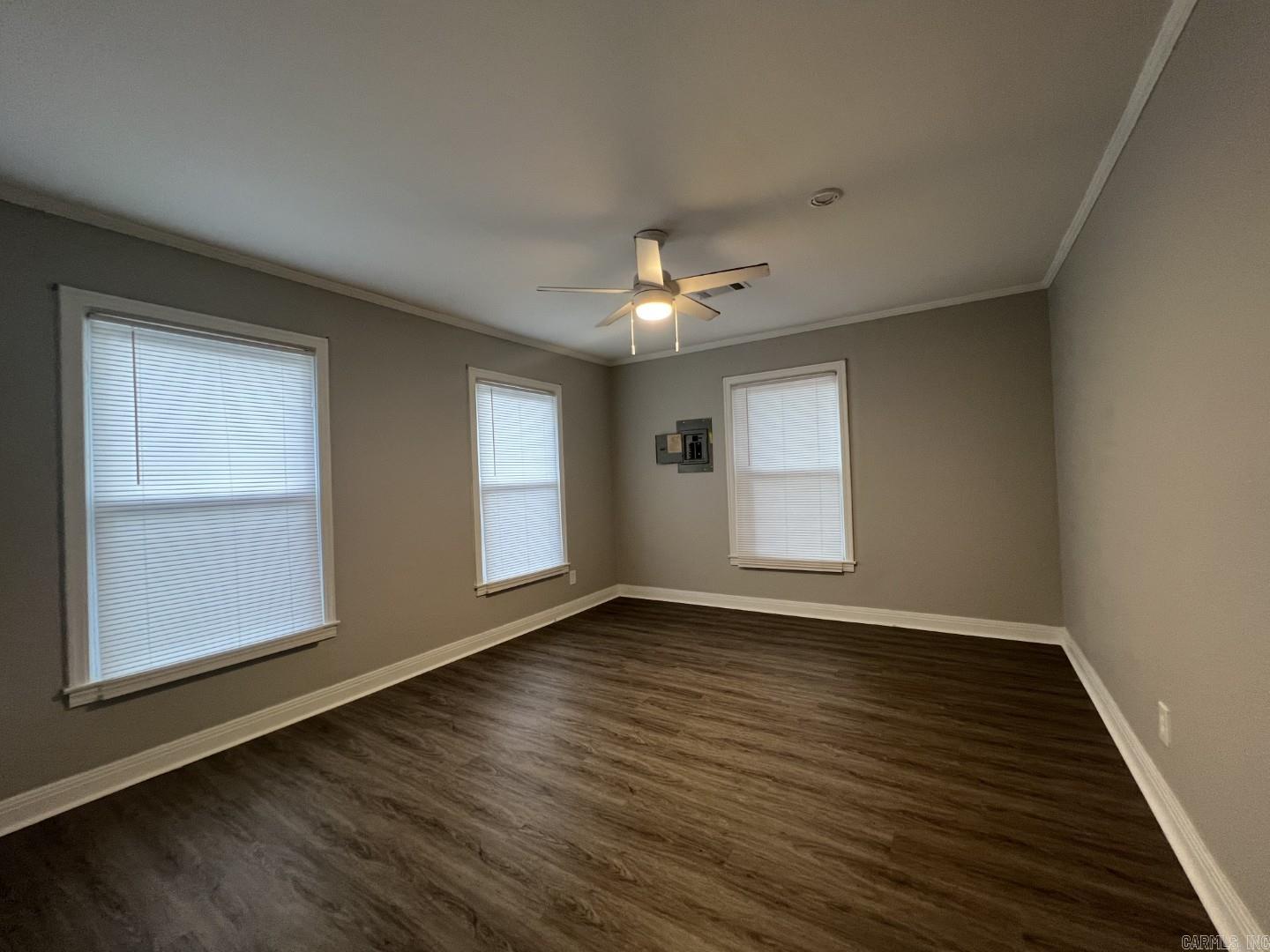 725 Holden Avenue Property Photo 10
