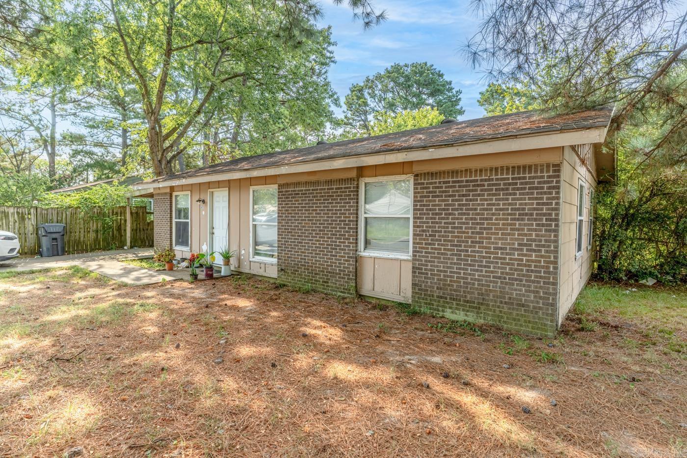 3607 Parkwood Rd Property Photo 3