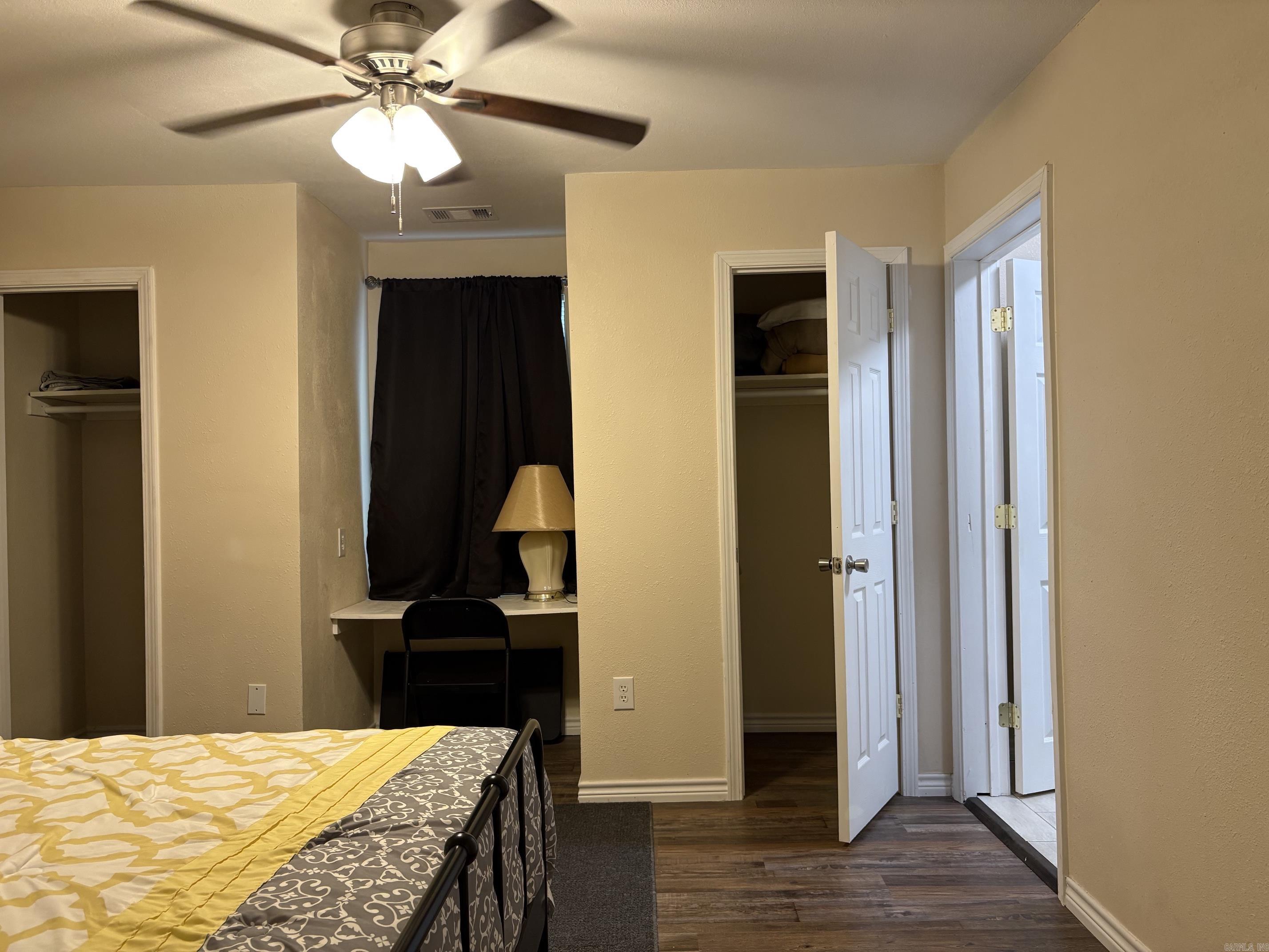 612 W Woodruff Avenue Property Photo 10