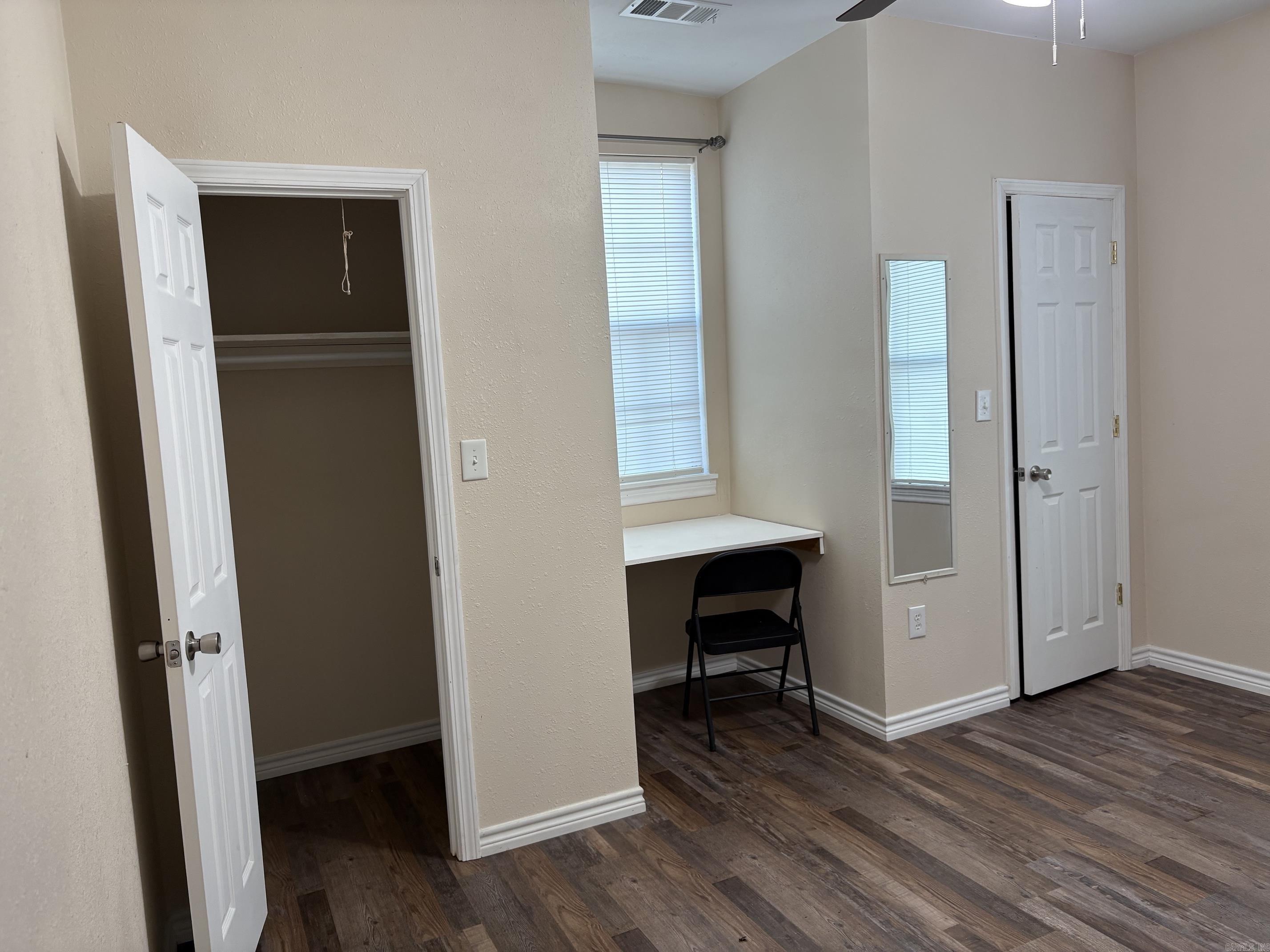 612 W Woodruff Avenue Property Photo 13