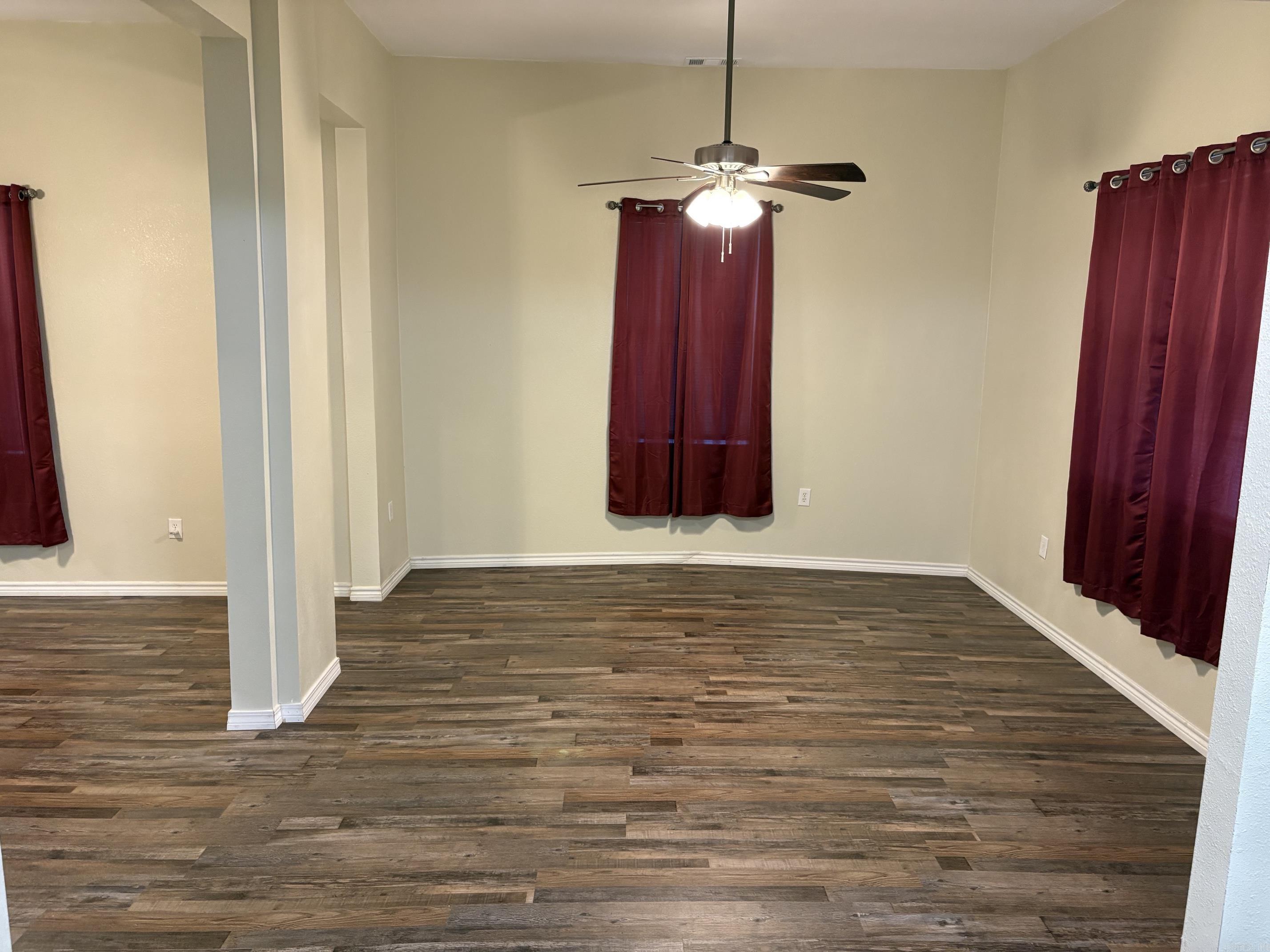 612 W Woodruff Avenue Property Photo 16