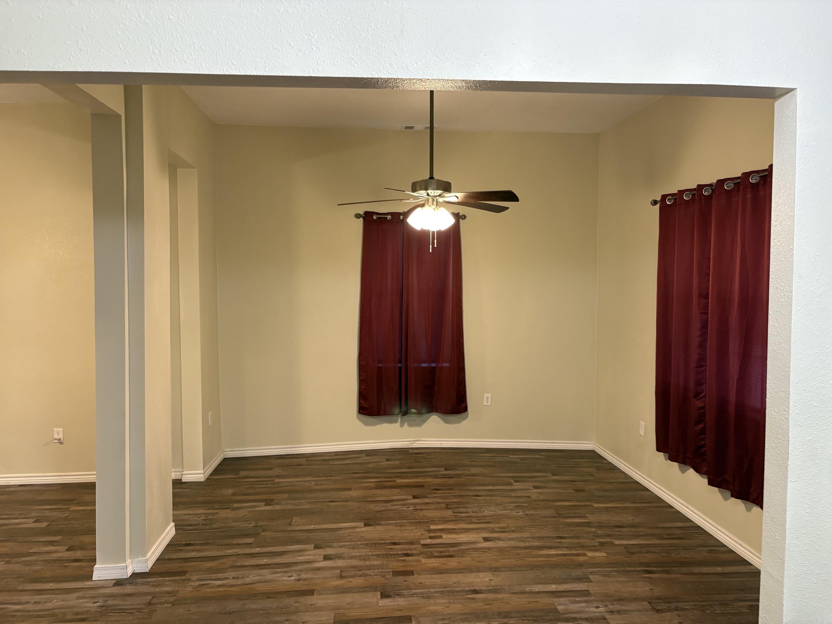 612 W Woodruff Avenue Property Photo 17