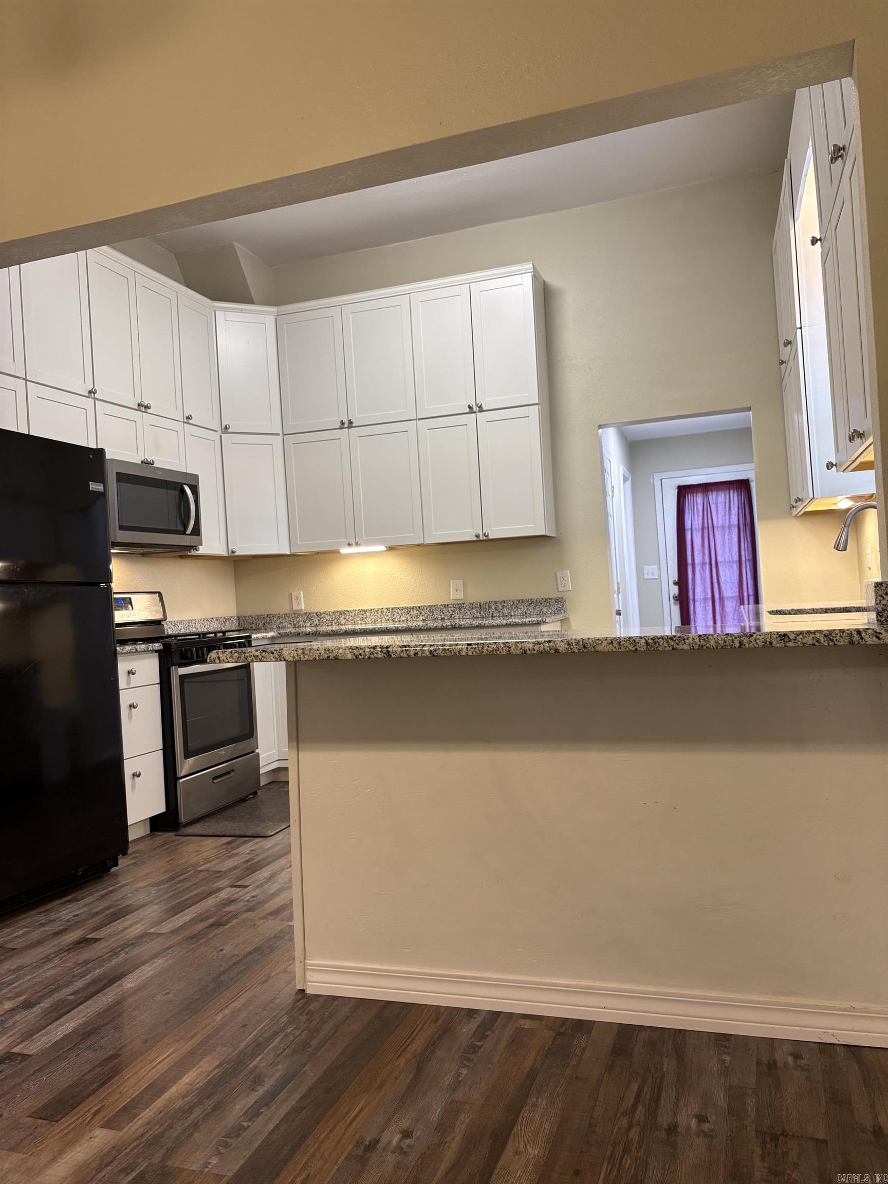 612 W Woodruff Avenue Property Photo 20