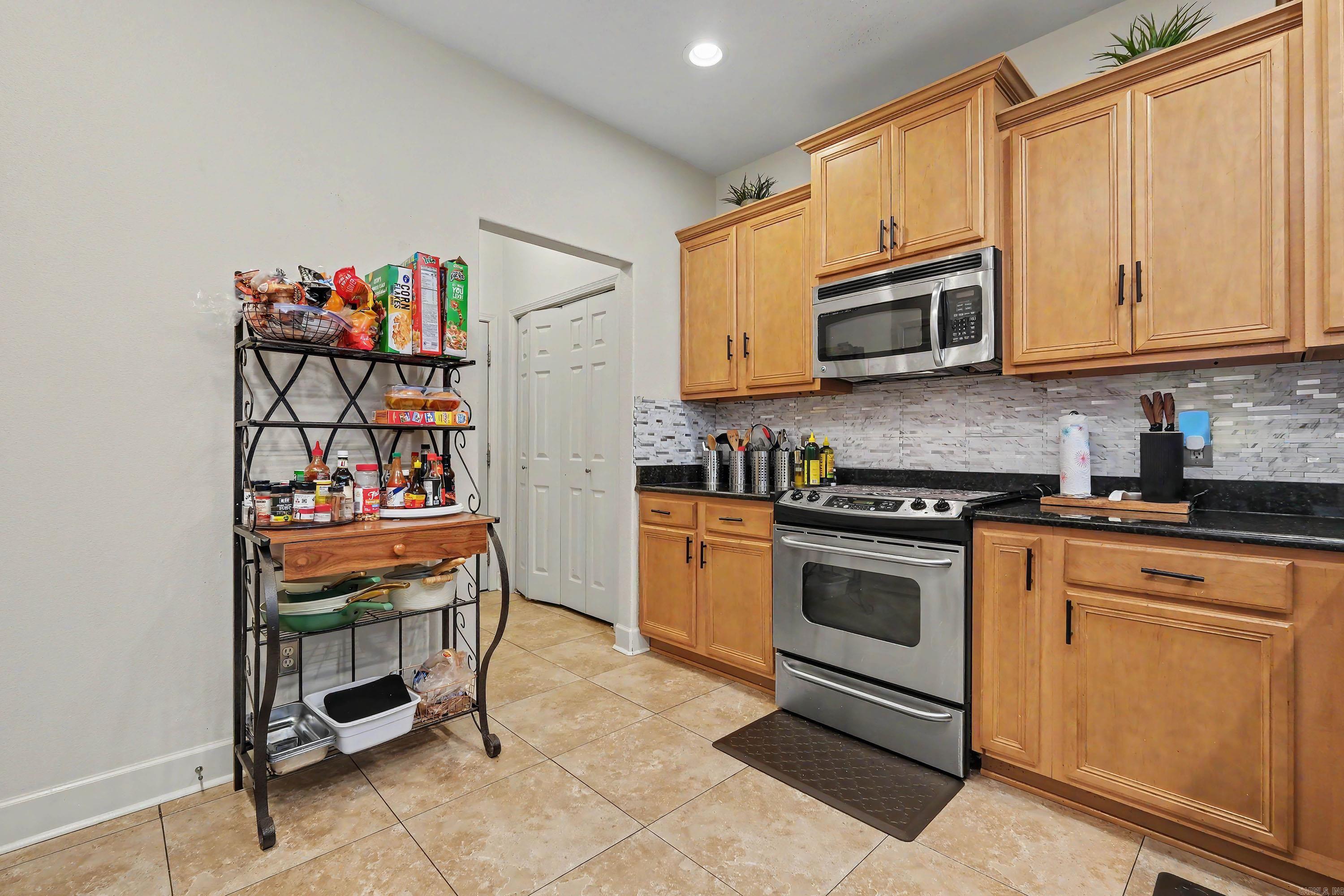 115 Legendary Place B Property Photo 14