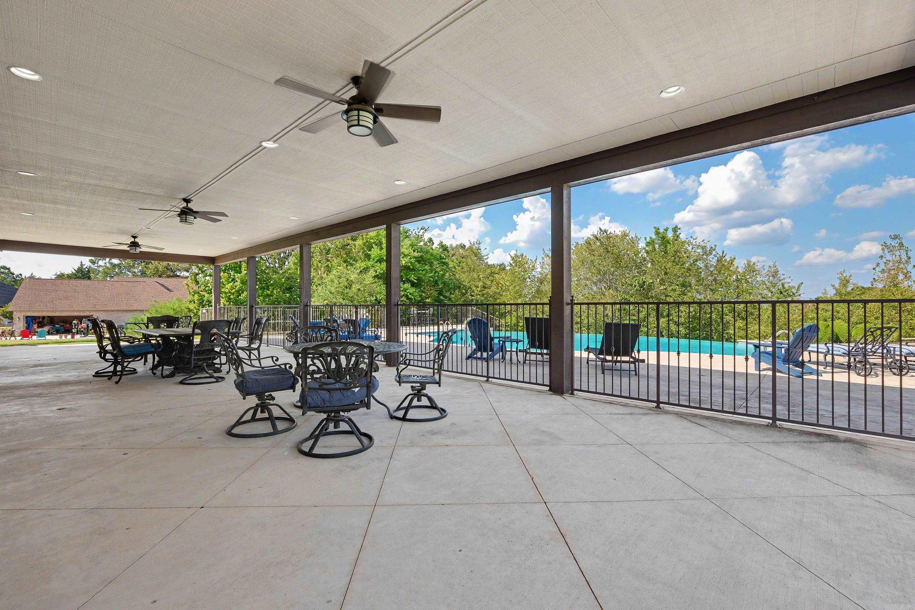 115 Legendary Place B Property Photo 35