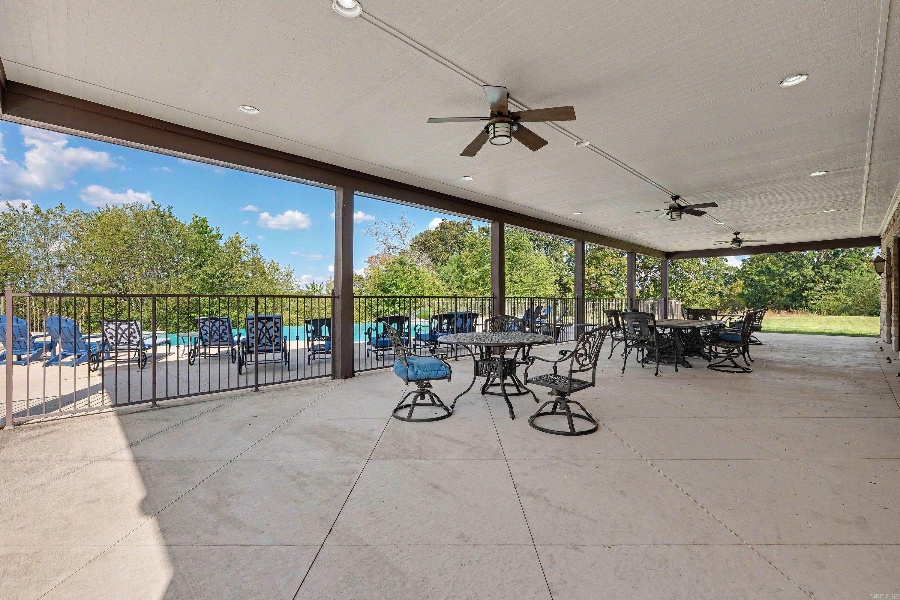 115 Legendary Place B Property Photo 36