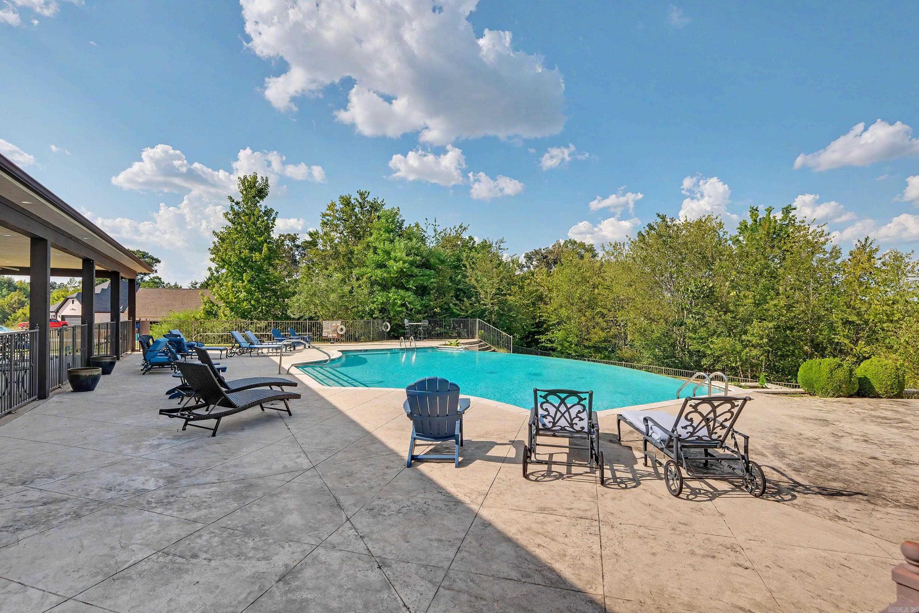 115 Legendary Place B Property Photo 37
