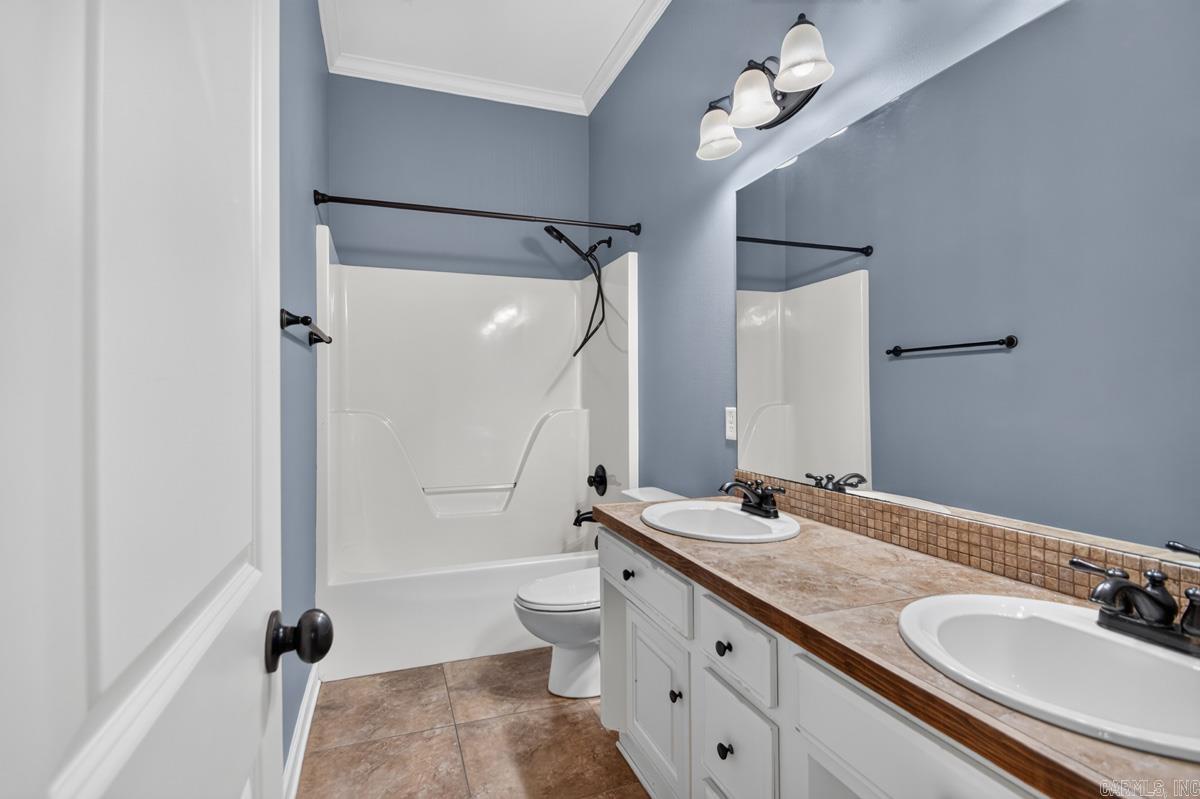 8416 Garnet Cove Property Photo 19