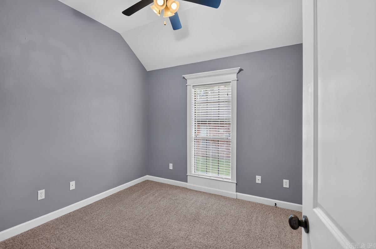 8416 Garnet Cove Property Photo 24
