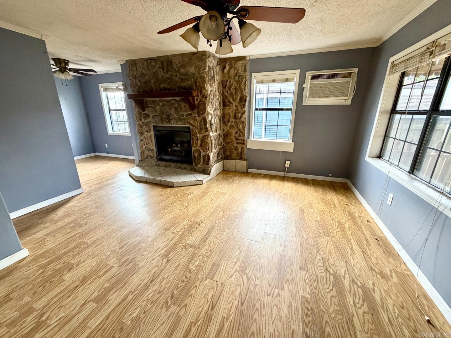 1109 Eastwood Street Property Photo 4