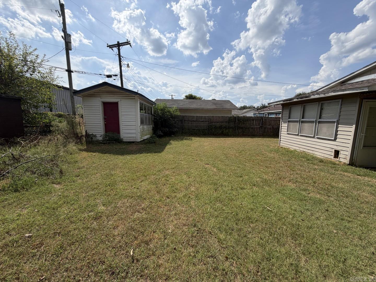 1109 Eastwood Street Property Photo 14