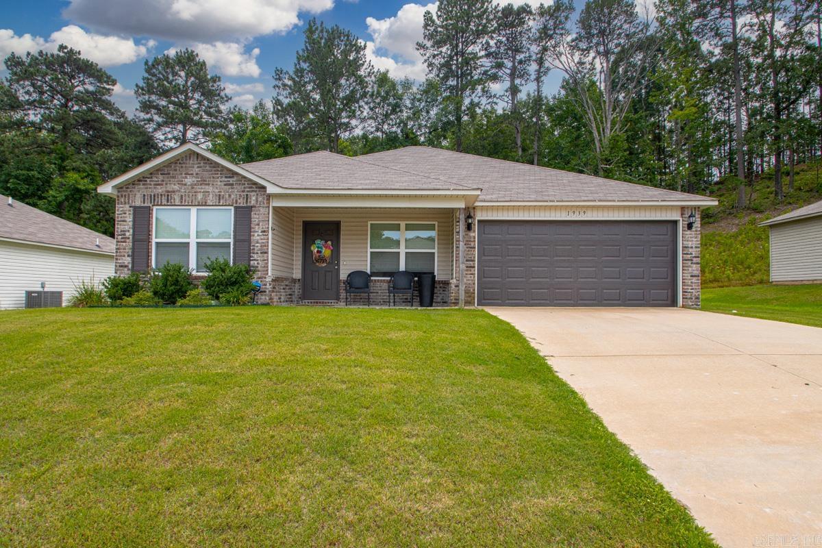1939 Auburn Hills Drive Property Photo 1