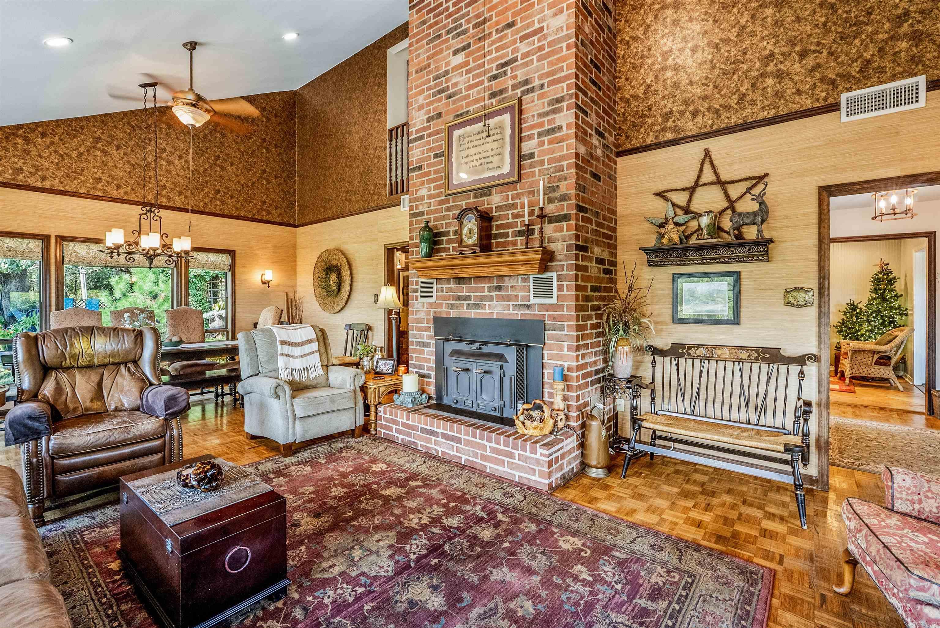 5177 Donnell Ridge Road Property Photo 11