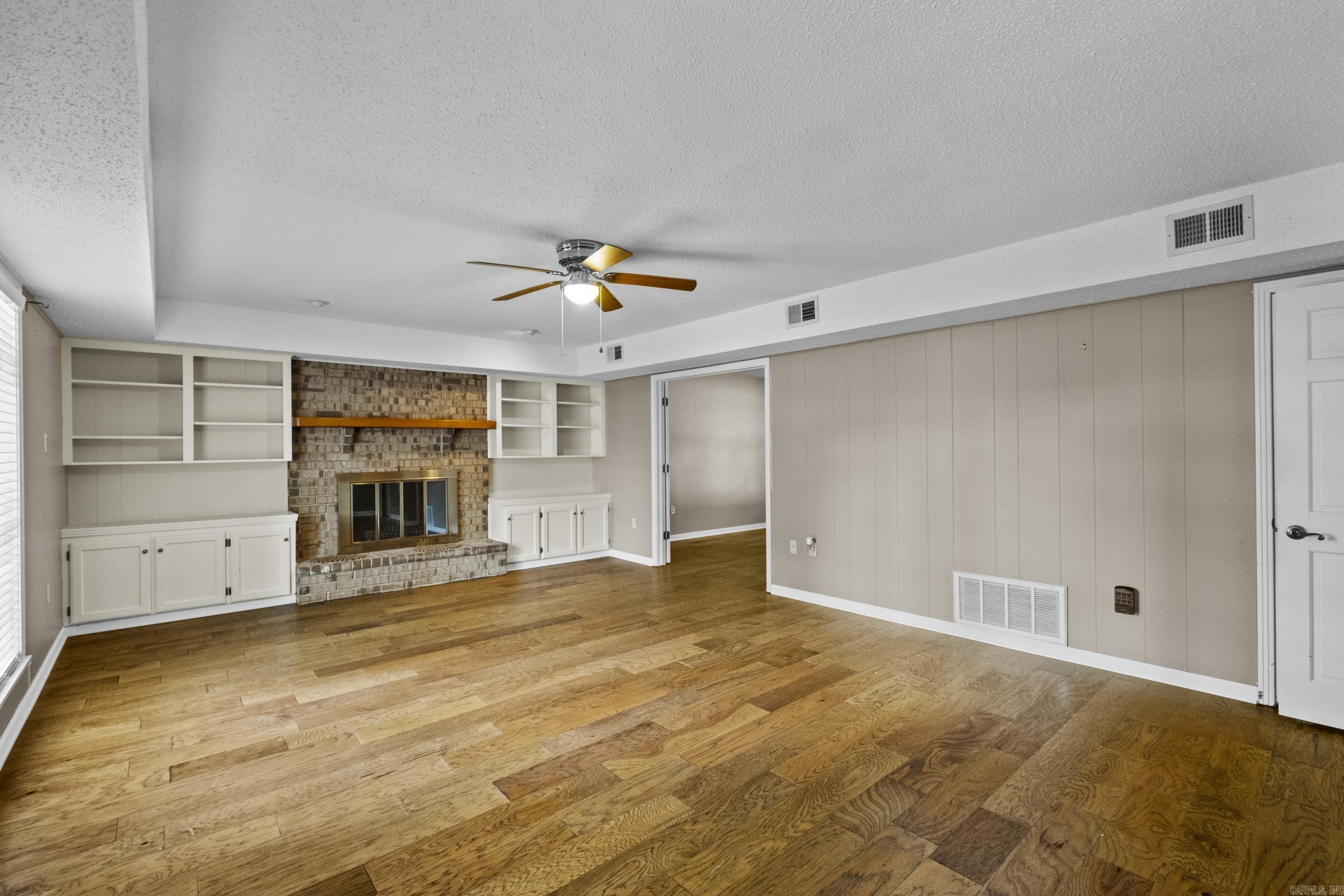 5908 Eagle Creek Road Property Photo 11