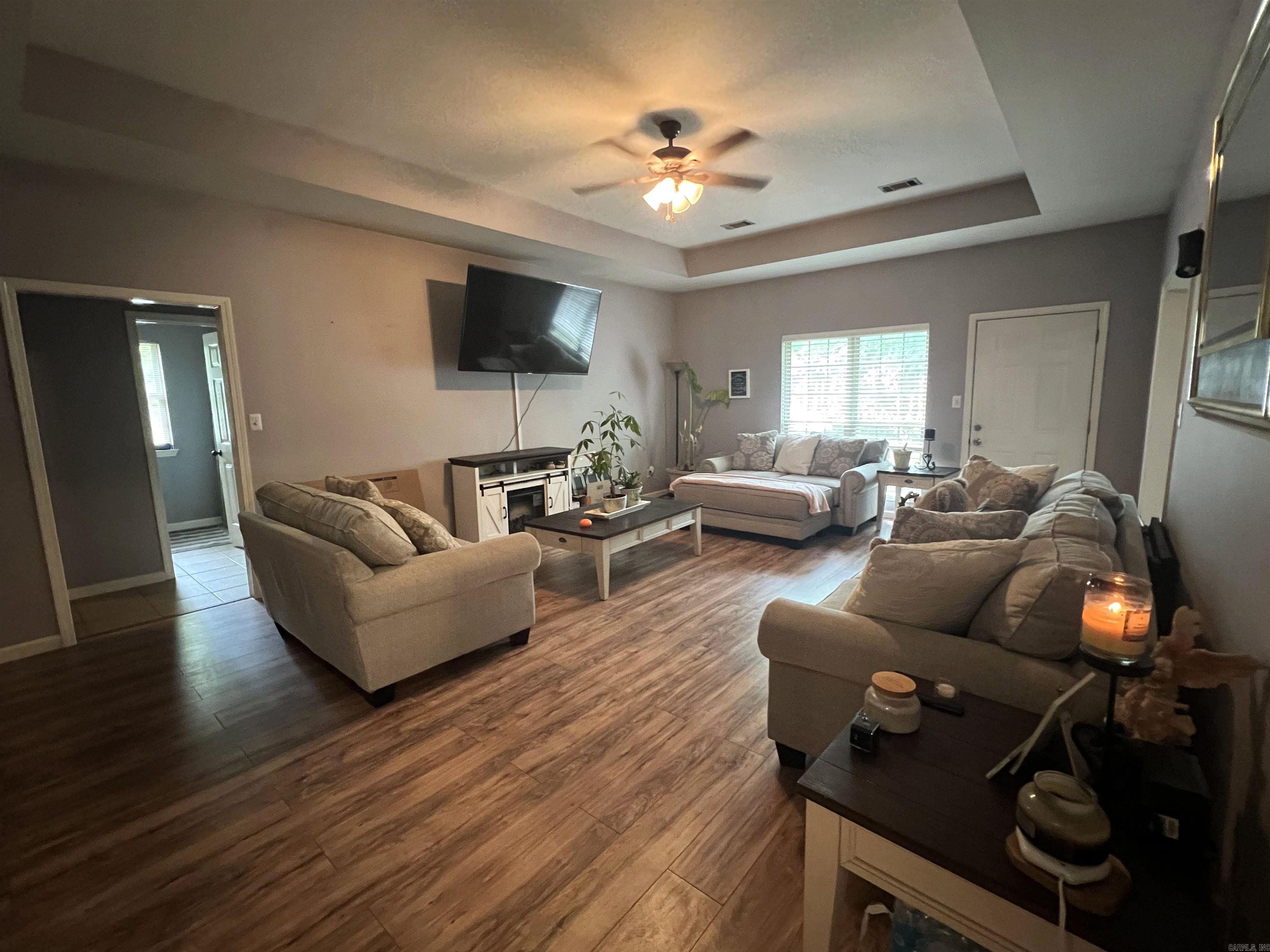 368 Meadow Creek Drive Property Photo 2
