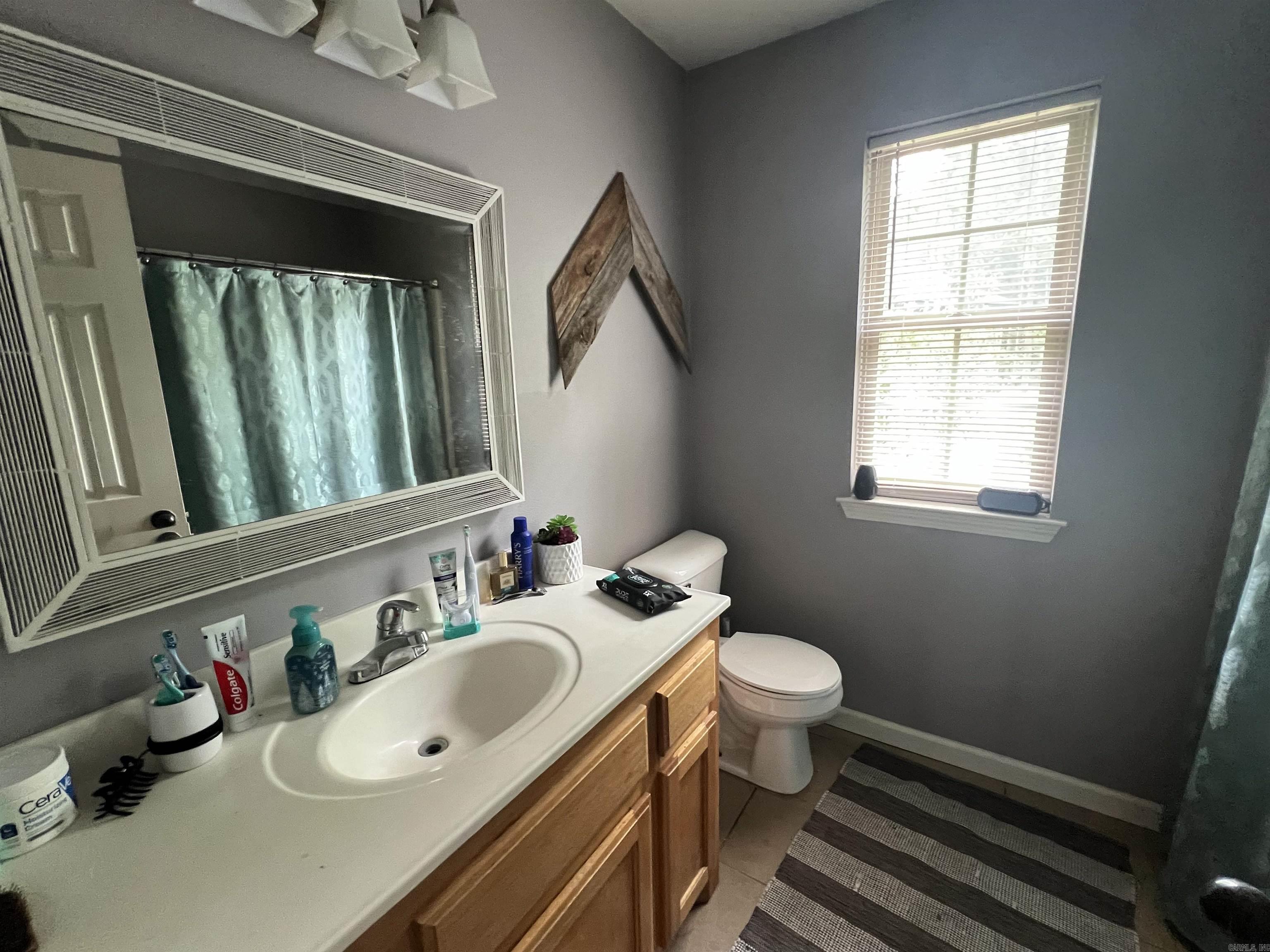 368 Meadow Creek Drive Property Photo 16