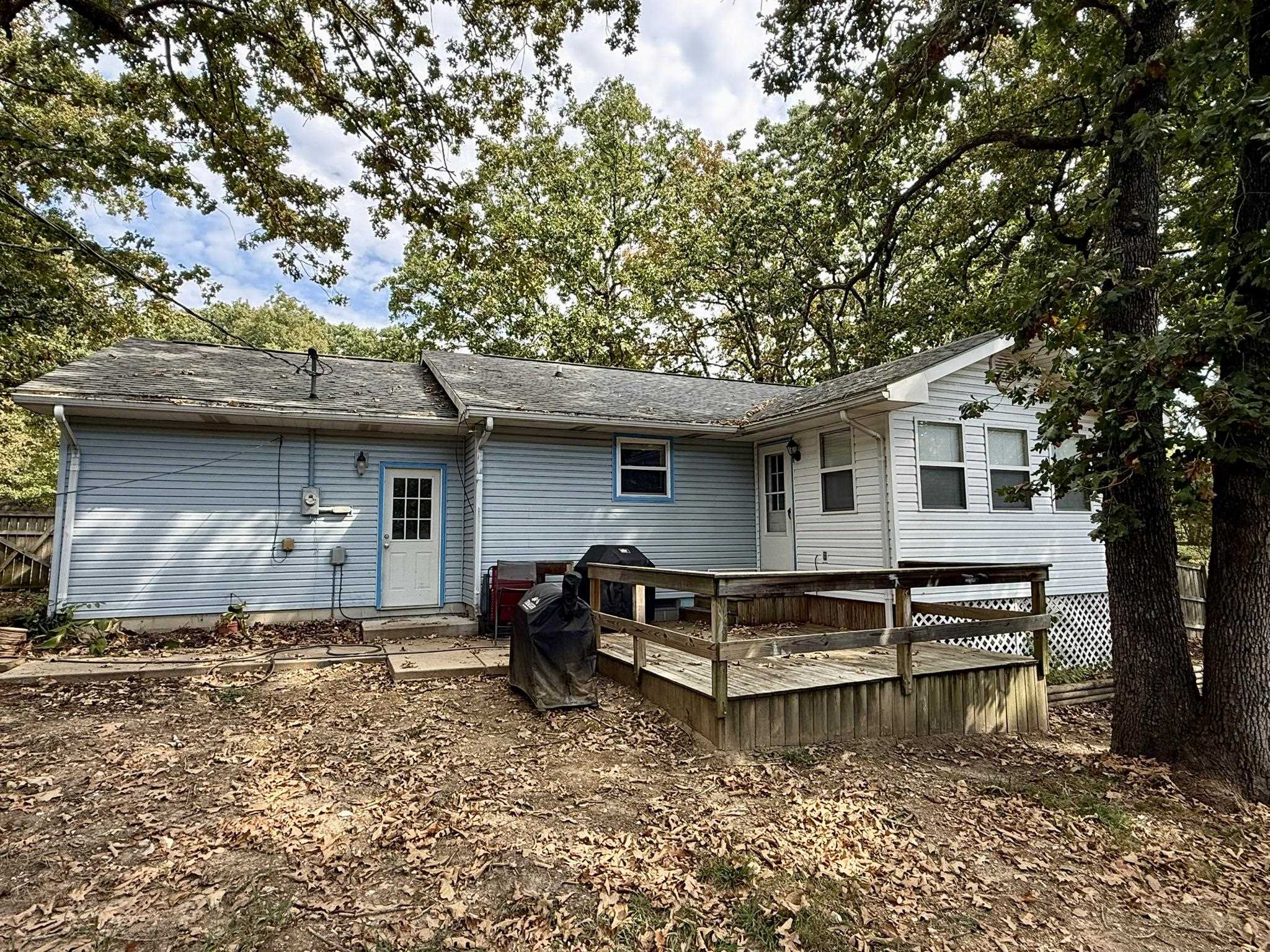 107 E Church St Property Photo 14