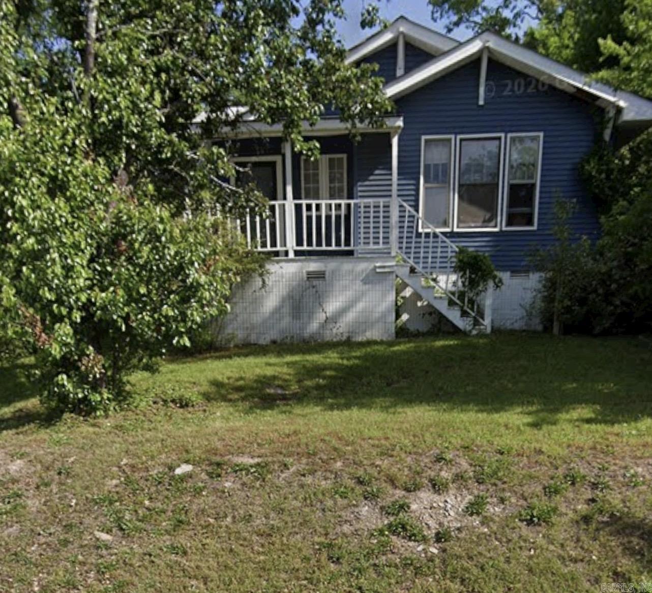 2720 W 7th Street Property Photo 1