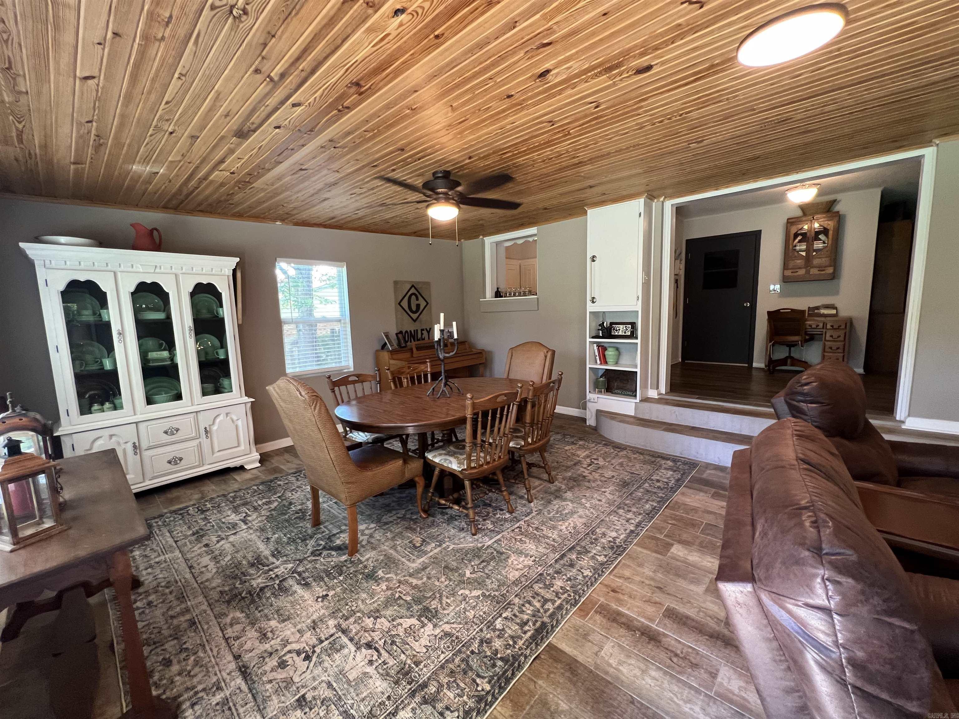 876 S 16th Avenue Property Photo 25