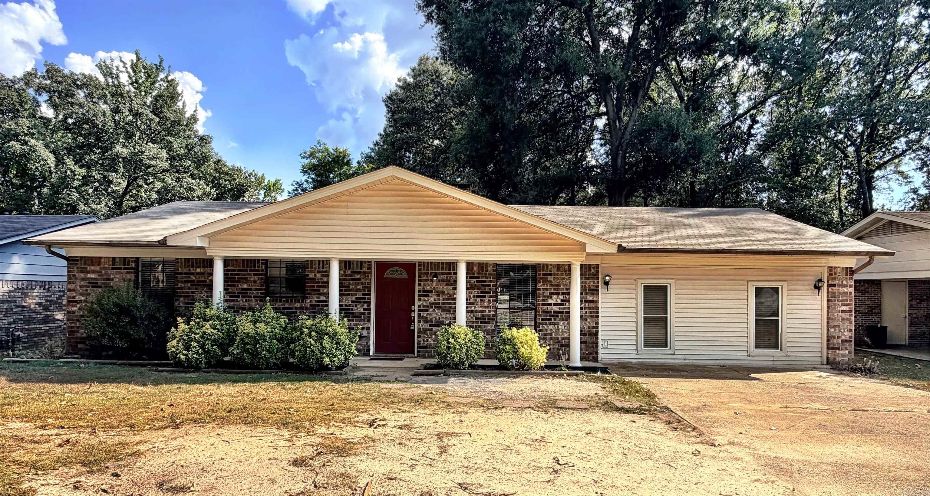 2615 Stivers Boulevard Property Photo 1