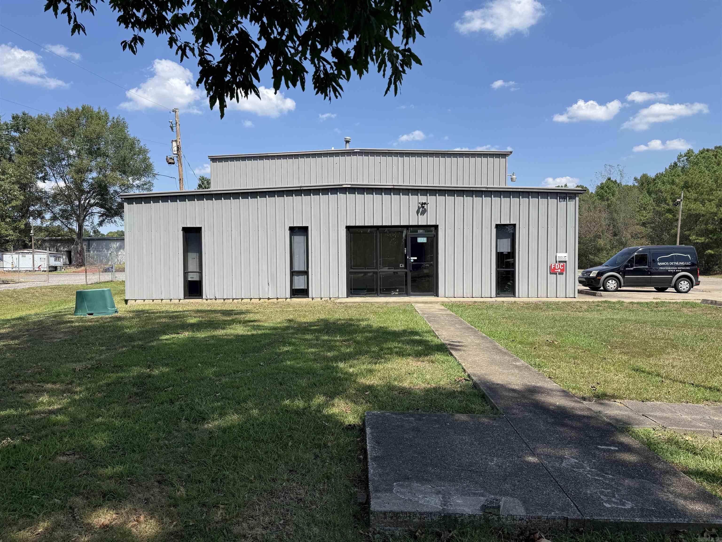 10118 Colonel Glenn Road Property Photo 1