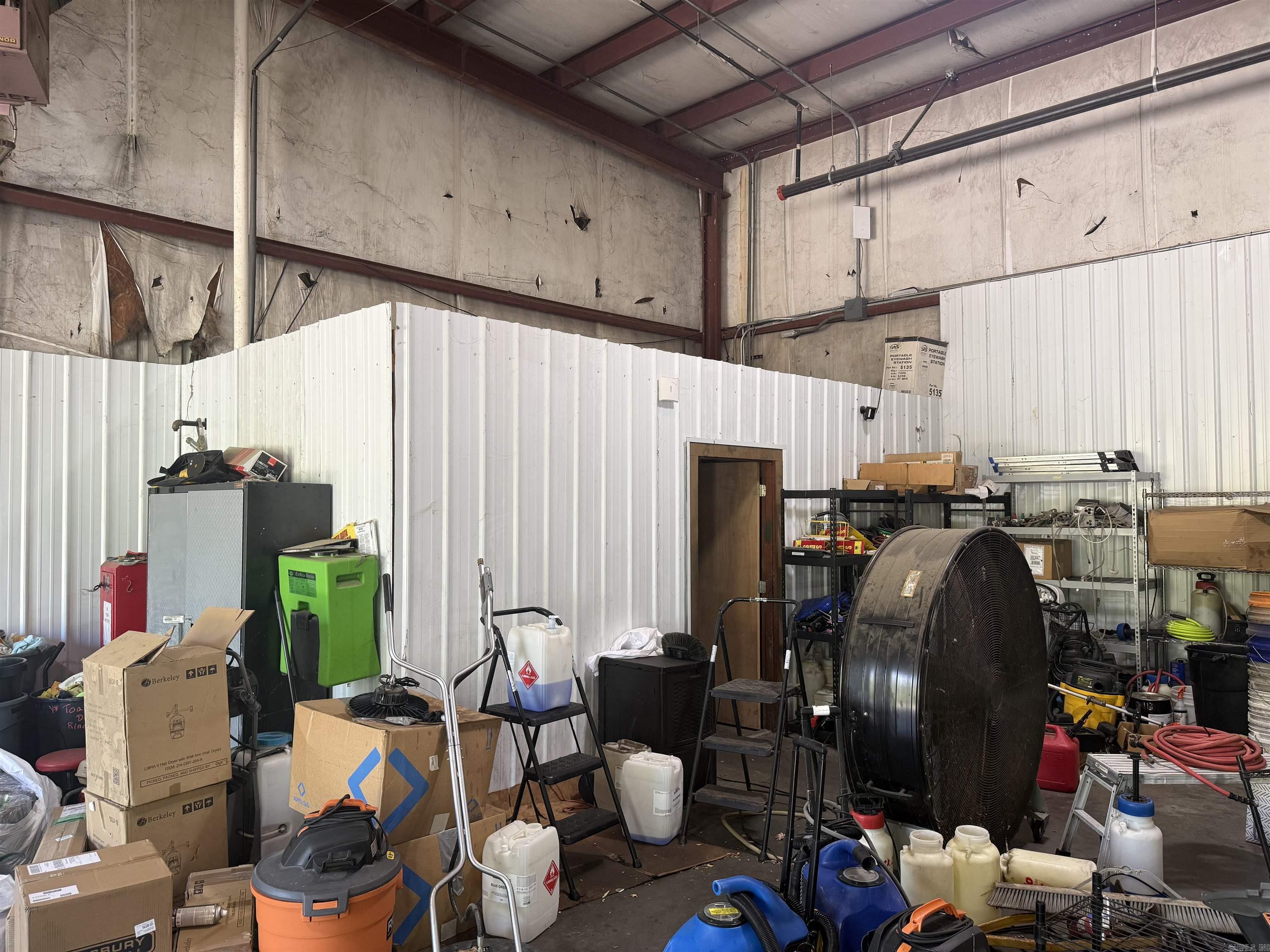 10118 Colonel Glenn Road Property Photo 13
