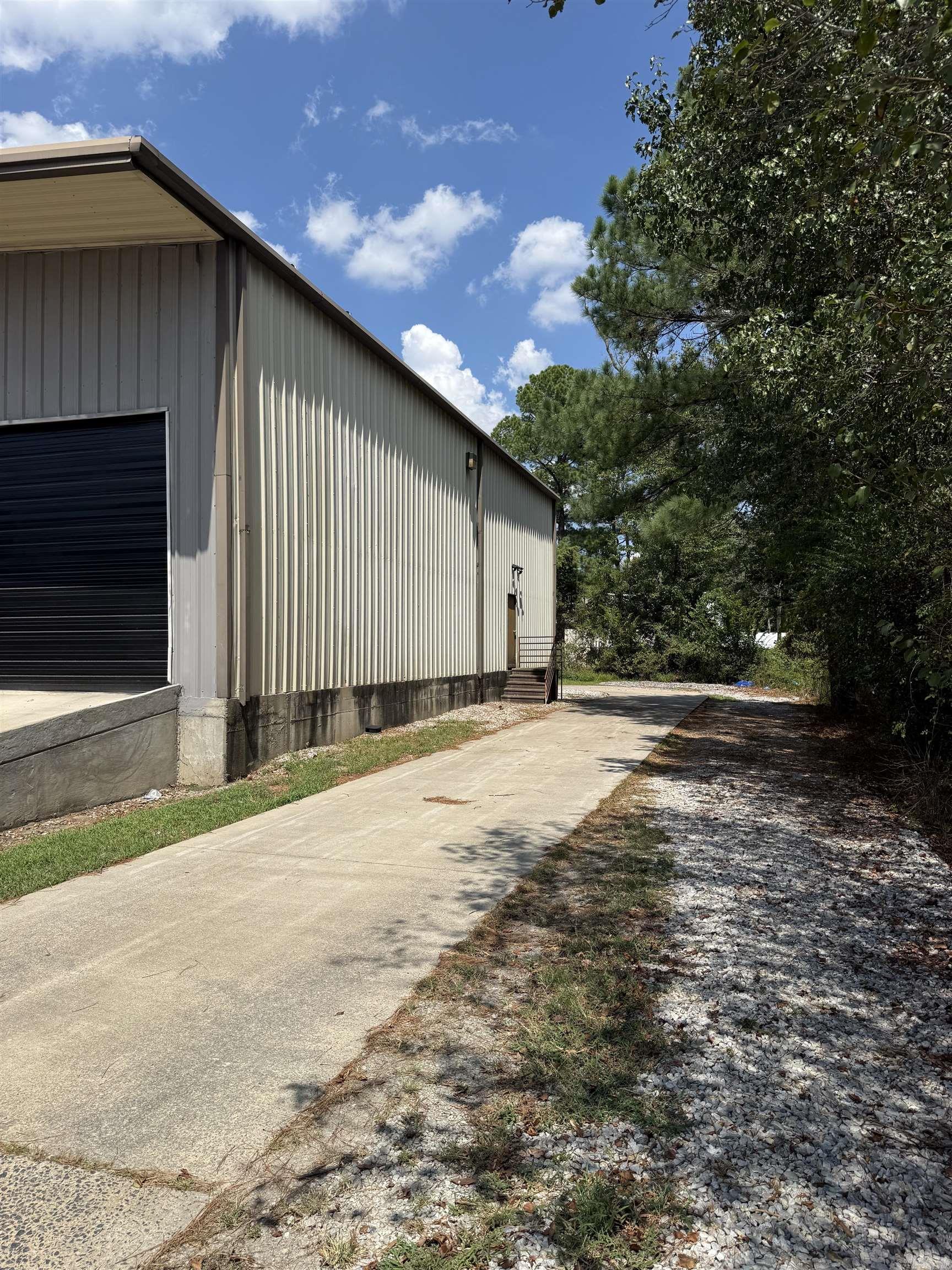 10118 Colonel Glenn Road Property Photo 19